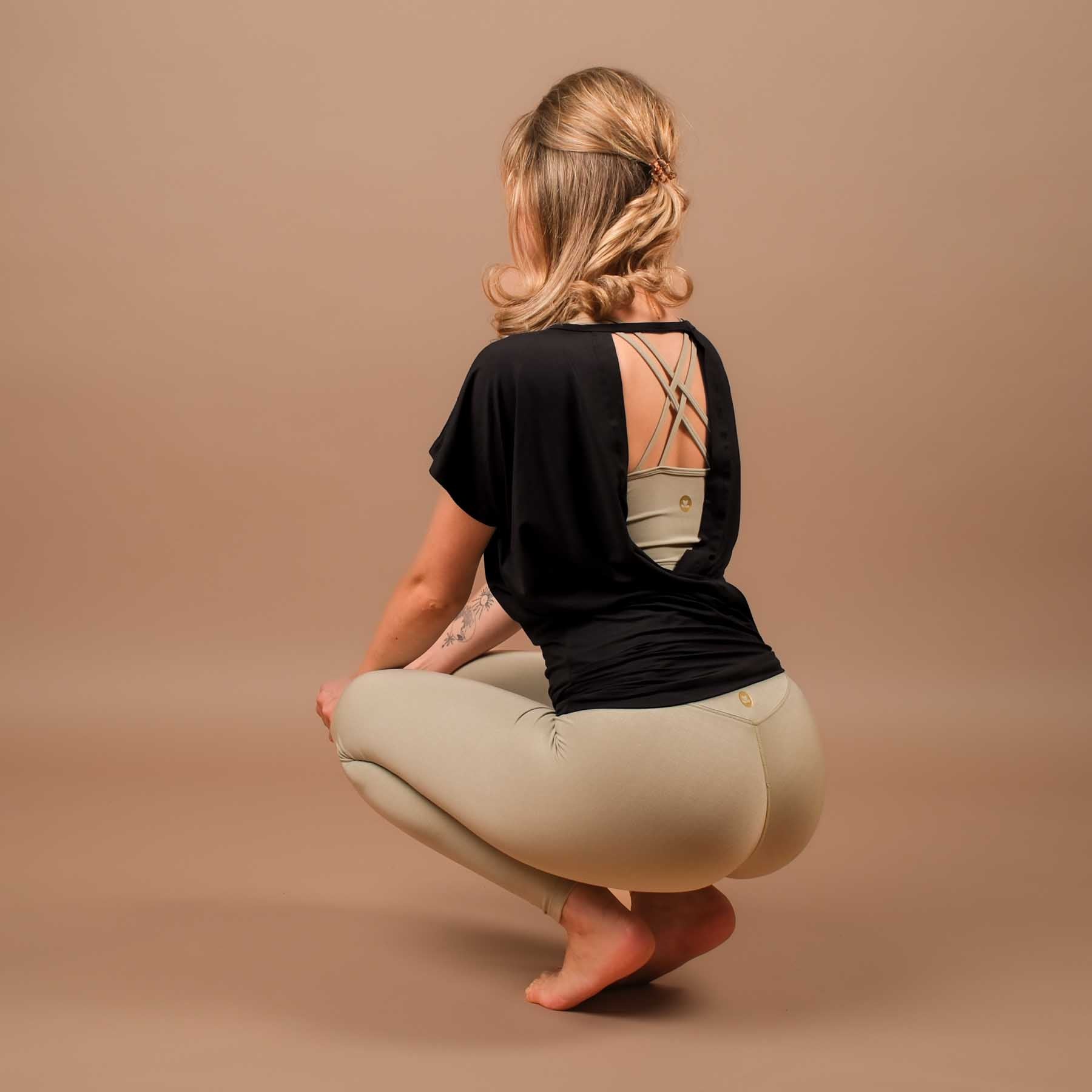 Yoga Shirt rückenfrei hinten offen schwarz