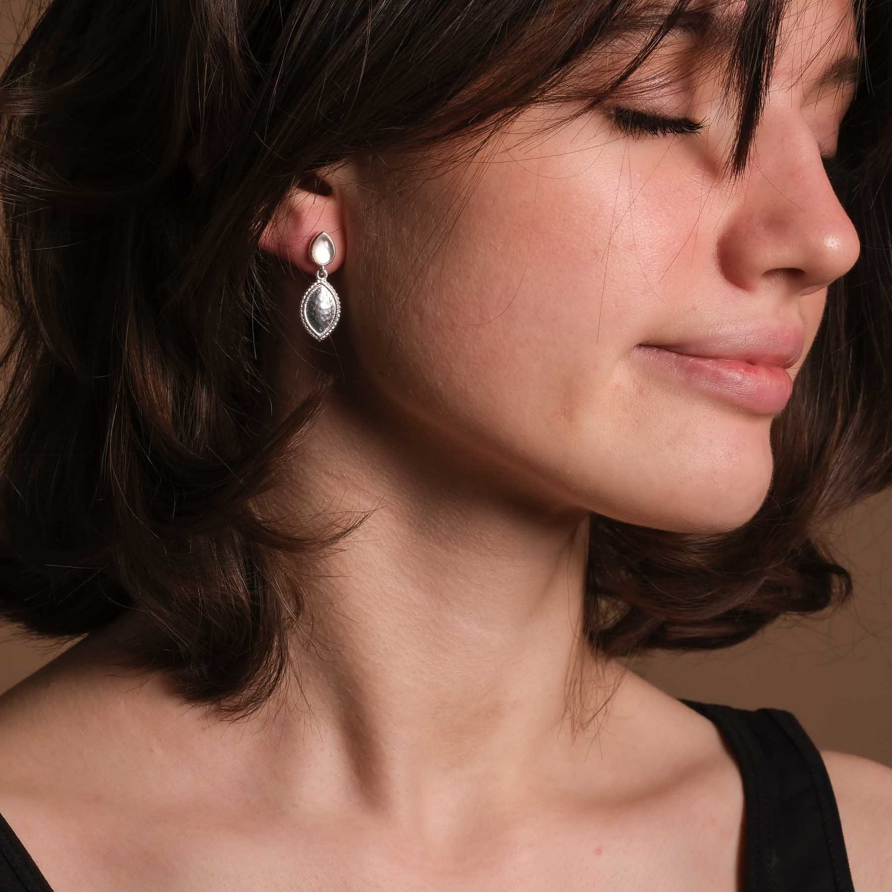 Orecchini Jaipur con cristallo di rocca argento