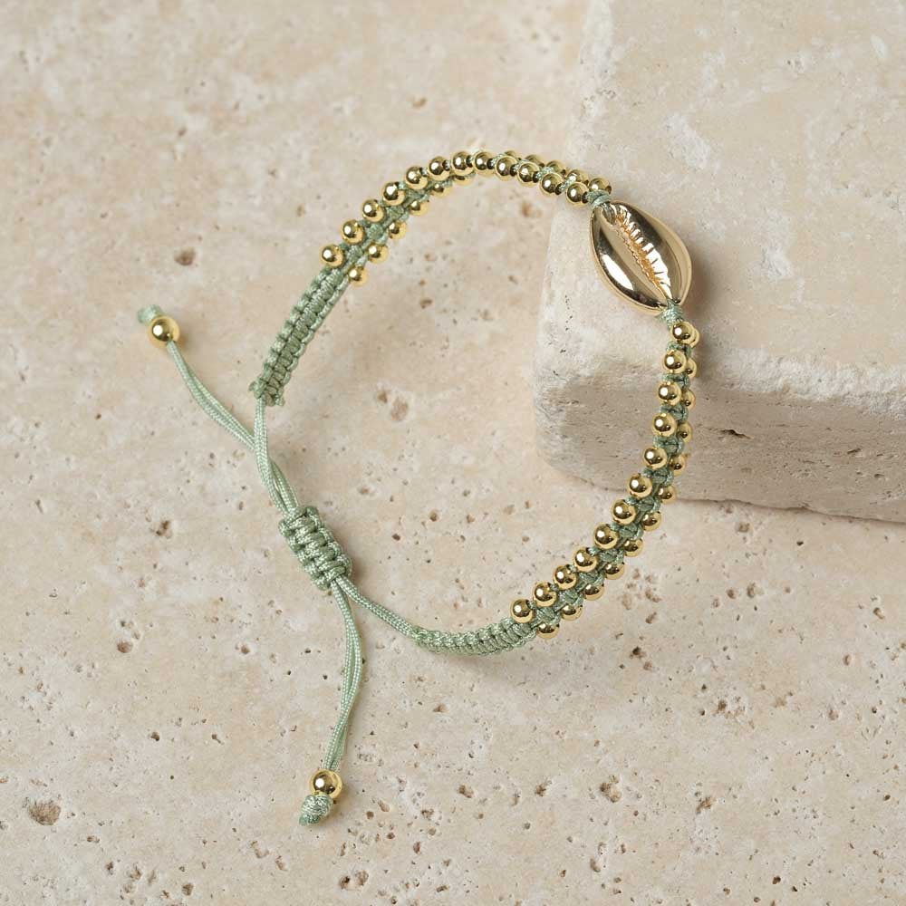 Armband geflochten mit Kauri Muschel gold jadegrün
