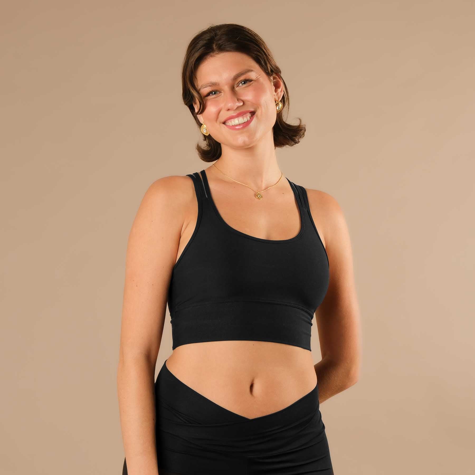 Brassière croisée courte pour le yoga, noire, incroyablement confortable et ultra douce sur la peau