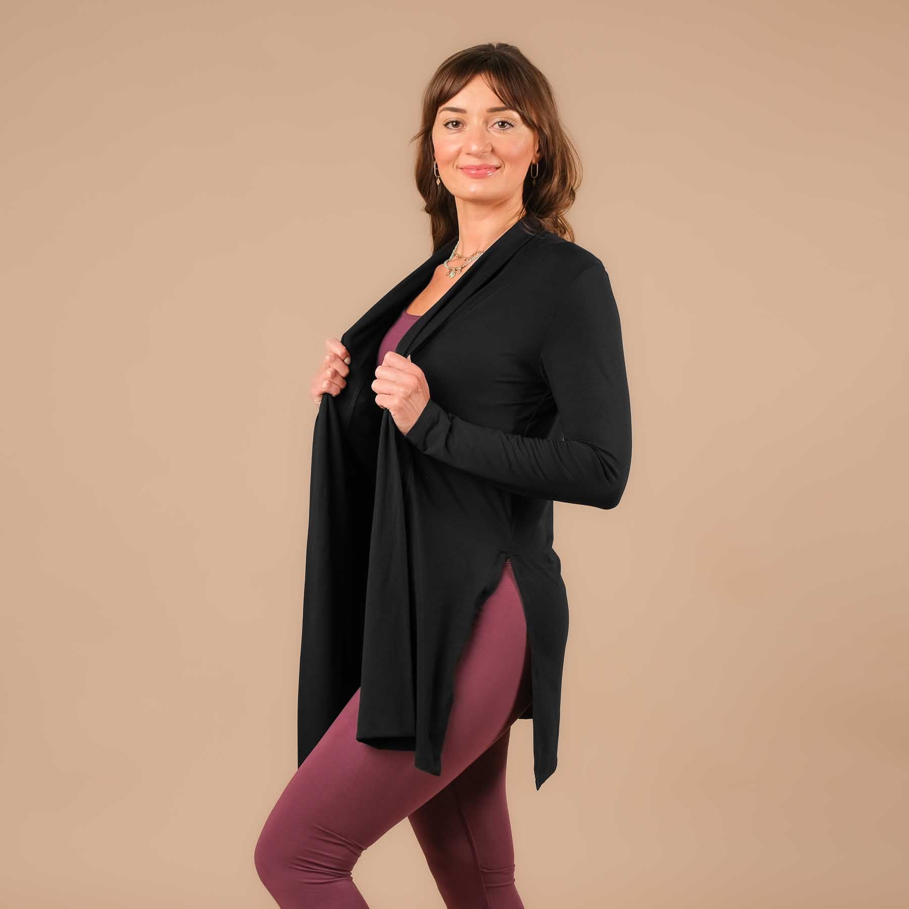 Comfy Yoga Cardigan in der Schweiz hergestellt schwarz