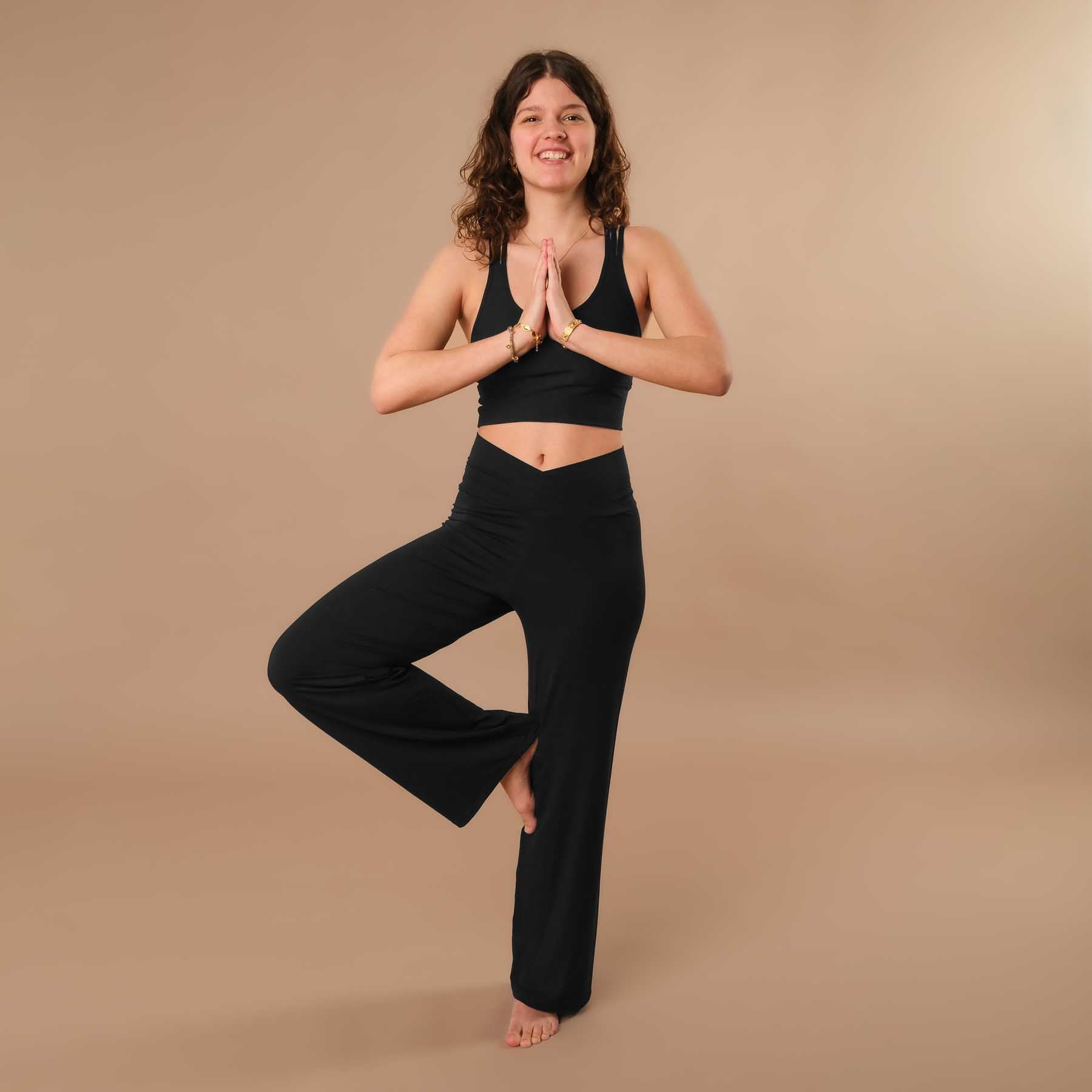 Culotte de yoga longue et confortable Pantalon de yoga durable en Tencel noir