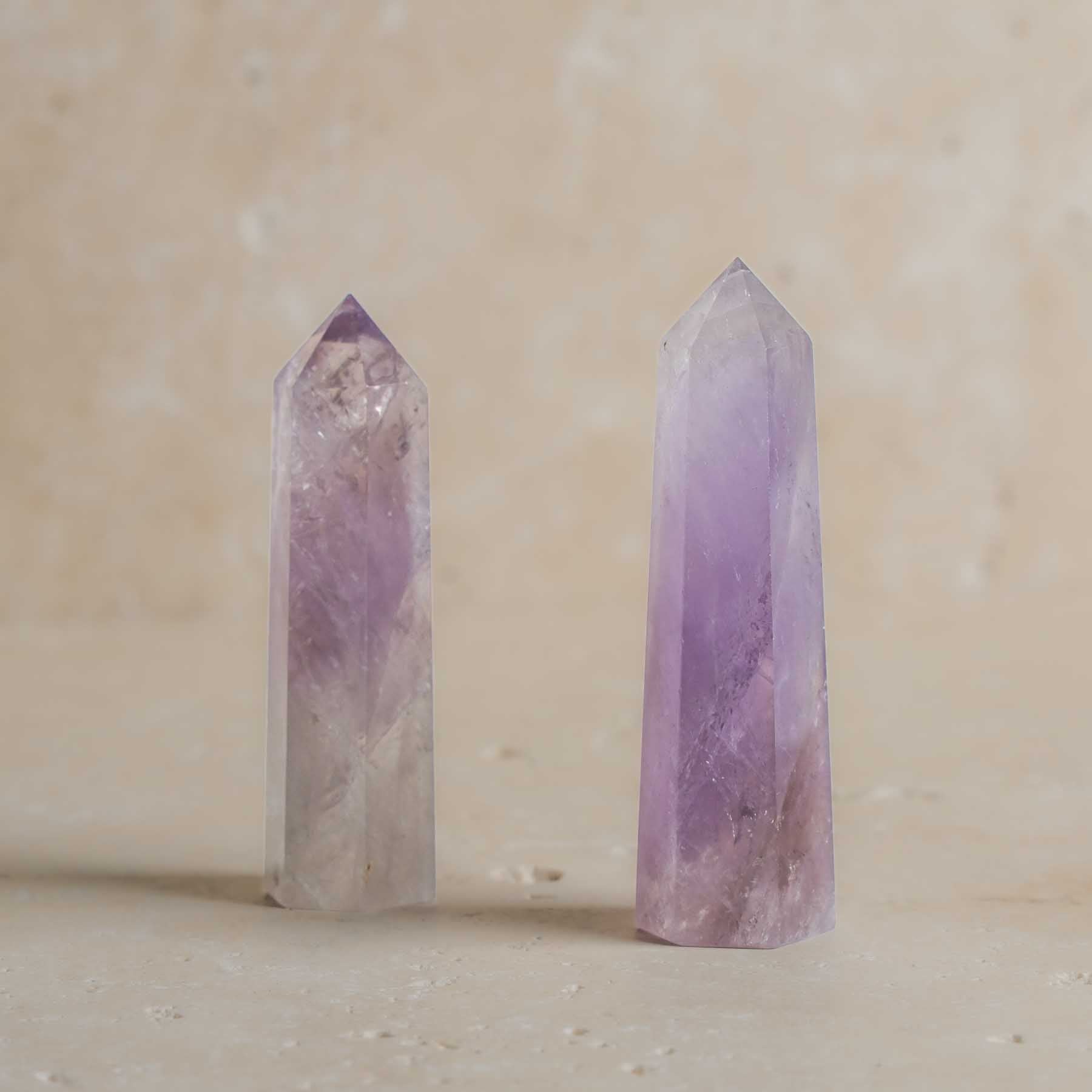 Amethyst Edelstein Spitze Obelisk