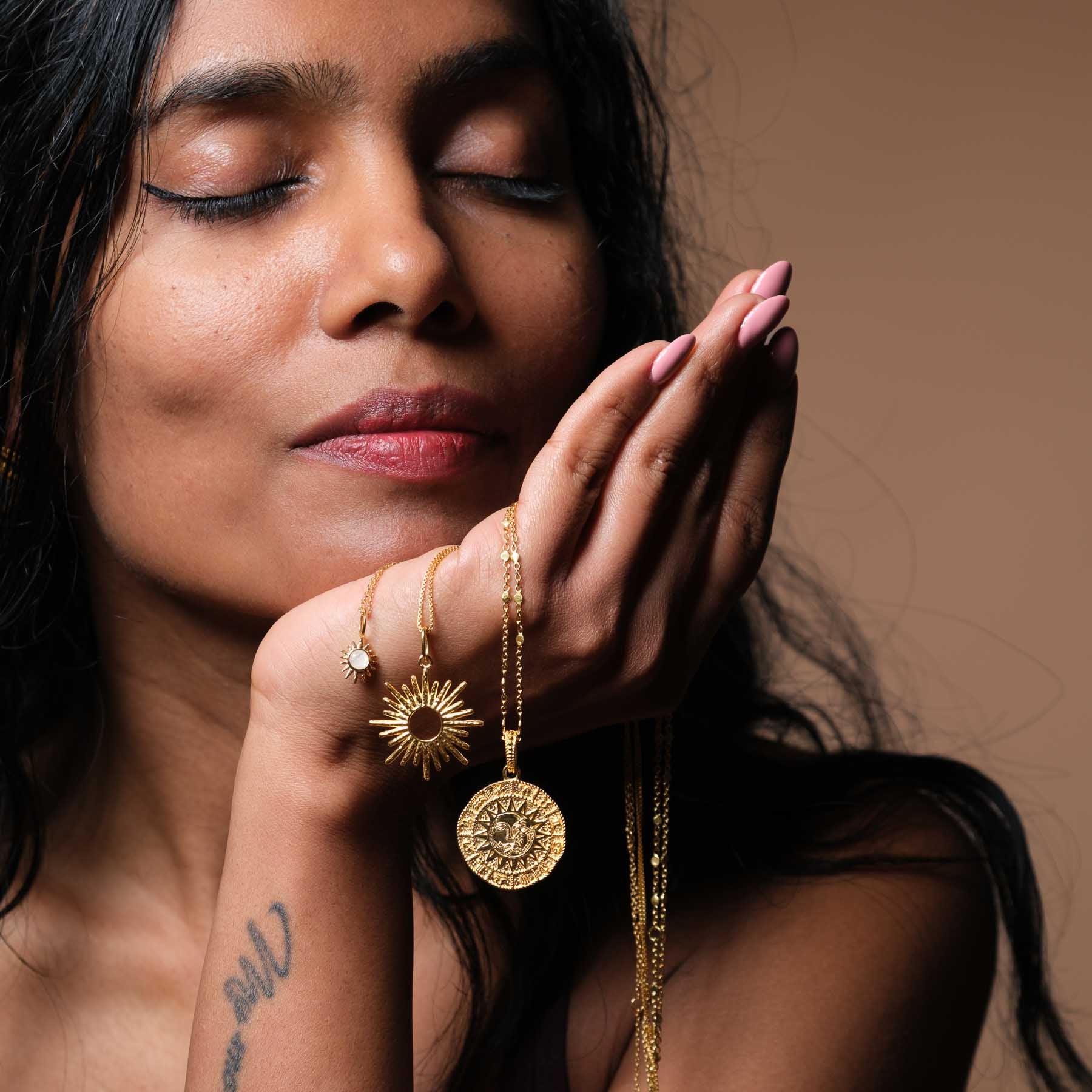 Collana Astro con i 12 segni zodiacali, sole e luna in oro