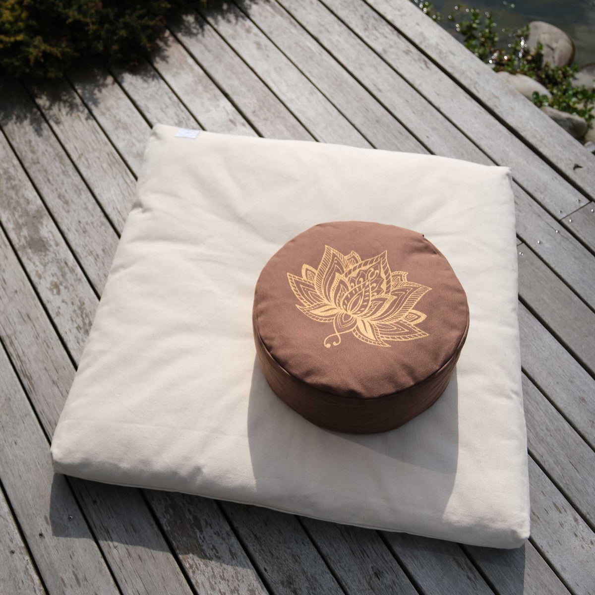 Meditationskissen rund Lotus gold Print brown-earth
