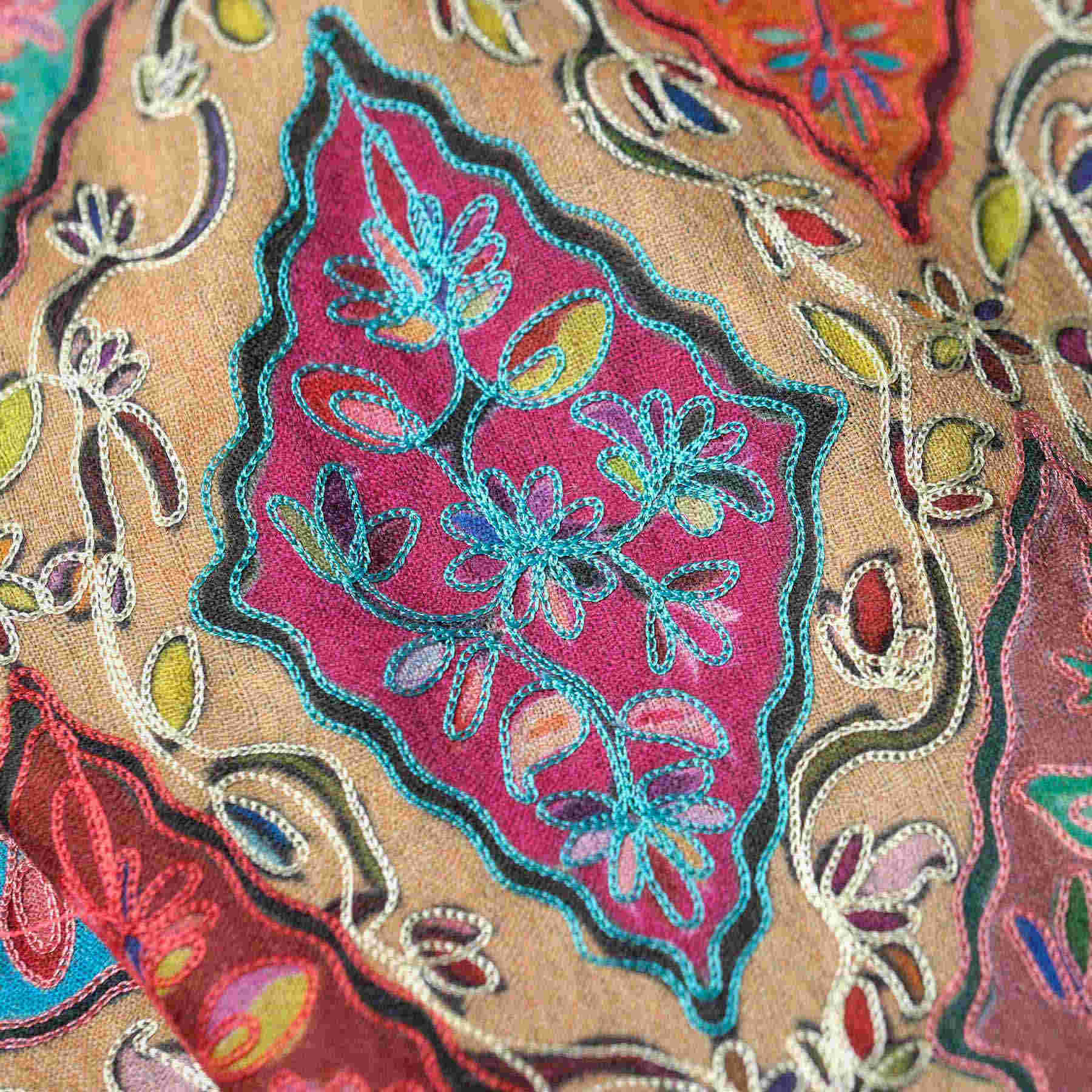 Indischer Kalamkari Schal Happiness aus Feinwolle und Seide