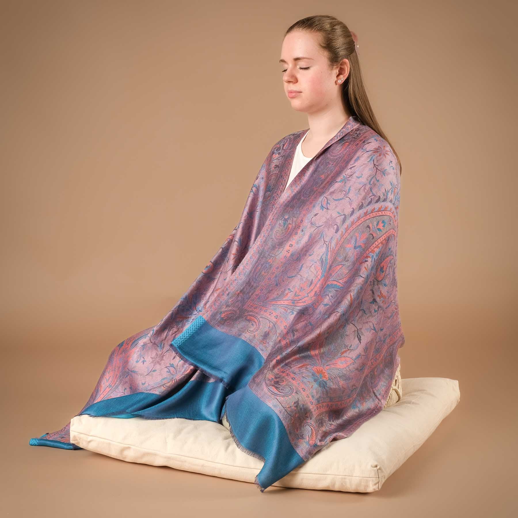 Meditationstuch Schal Katharina