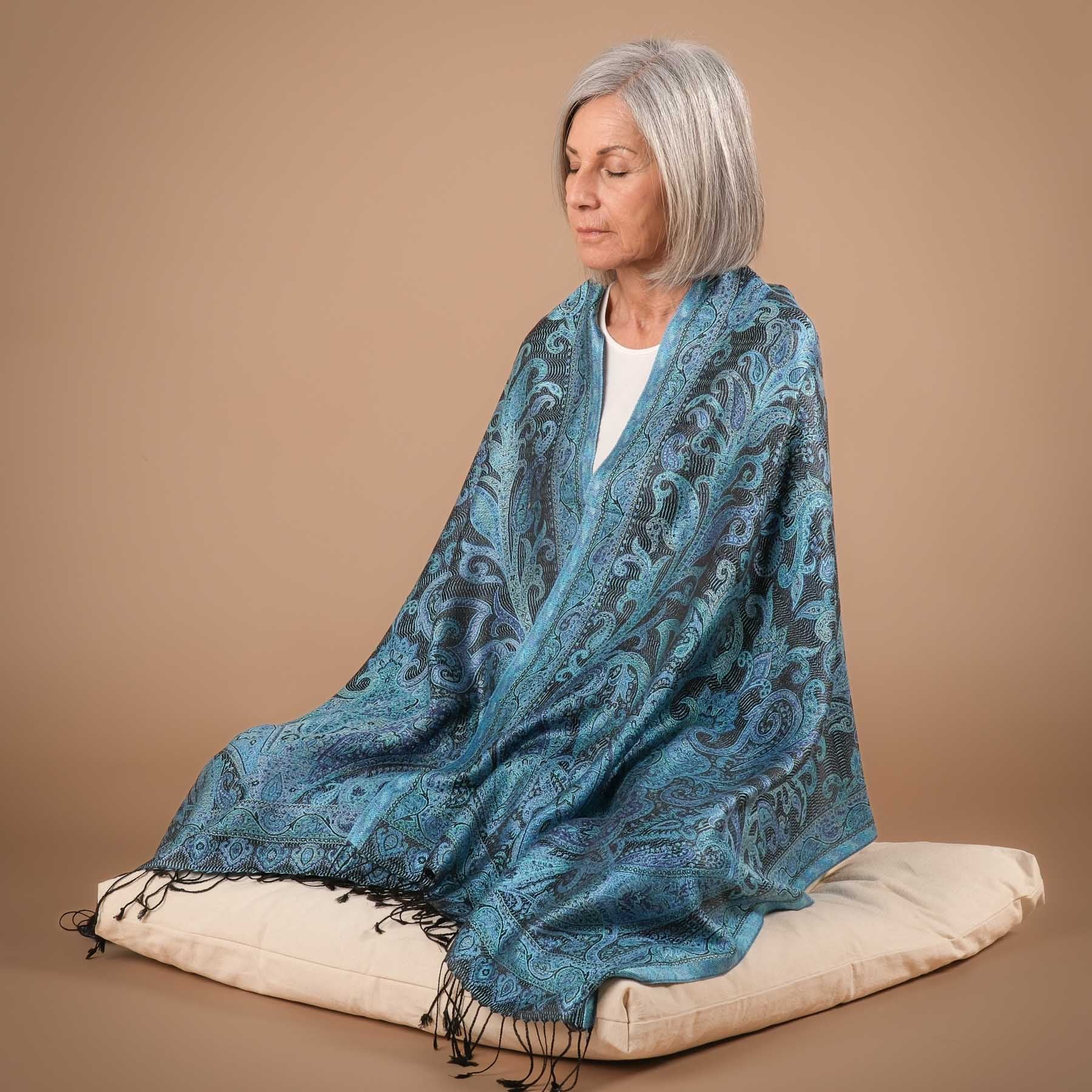Meditationstuch Schal Seide Capri