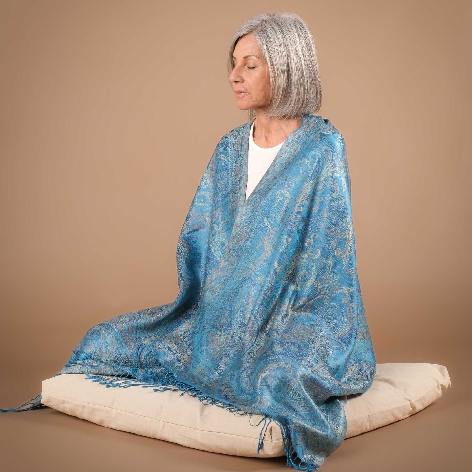 Meditationstuch Schal Seide Lahari