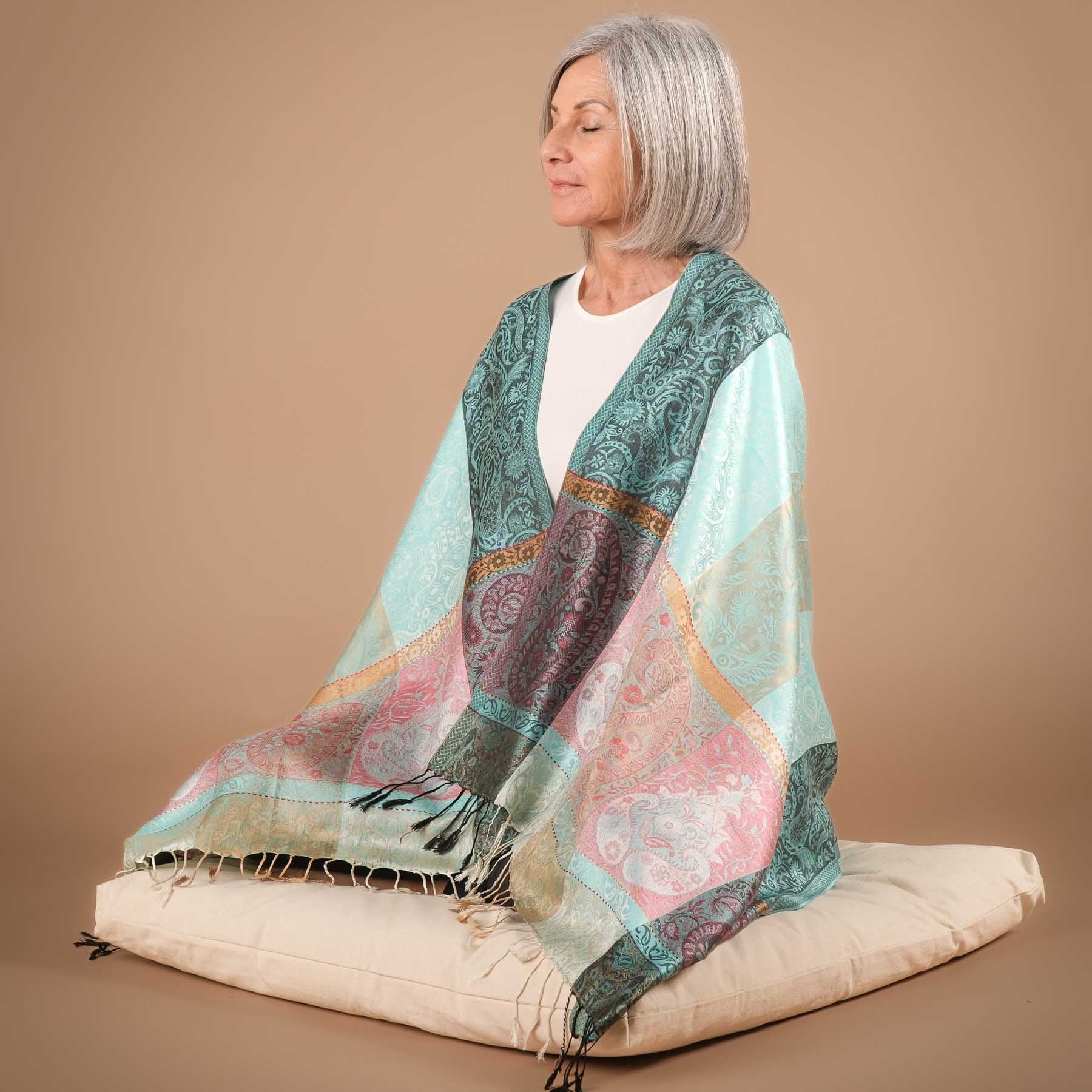 Meditationstuch Schal Seide Nayla