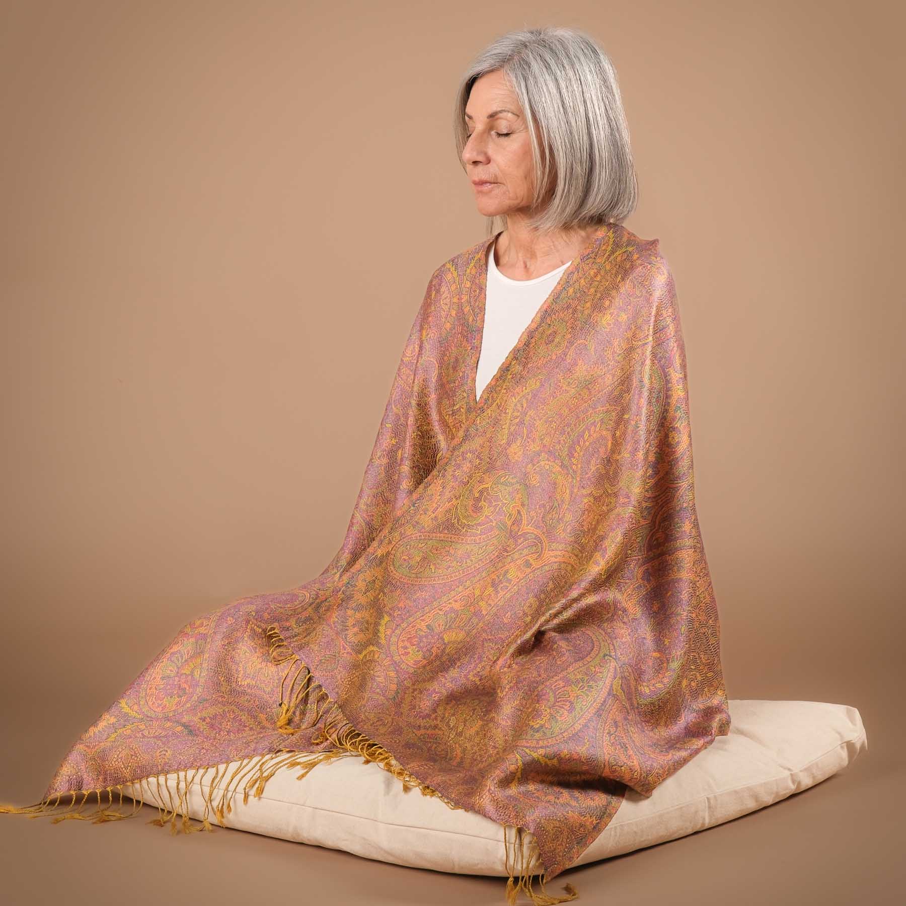 Meditationstuch Schal Seide Victoria