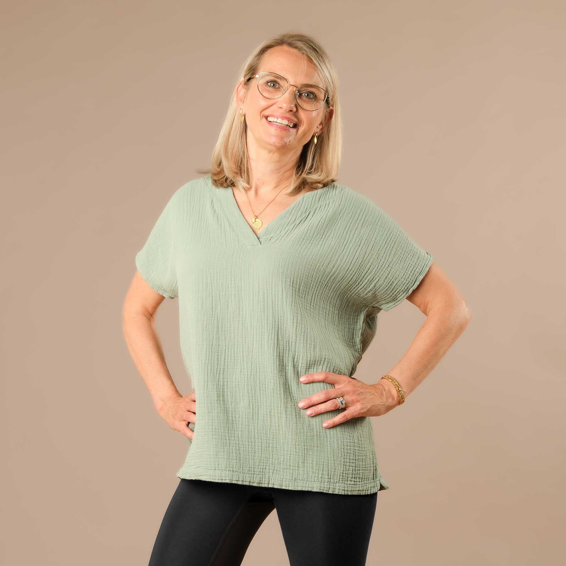 Maglietta in mussola con scollo a V da donna, verde salvia