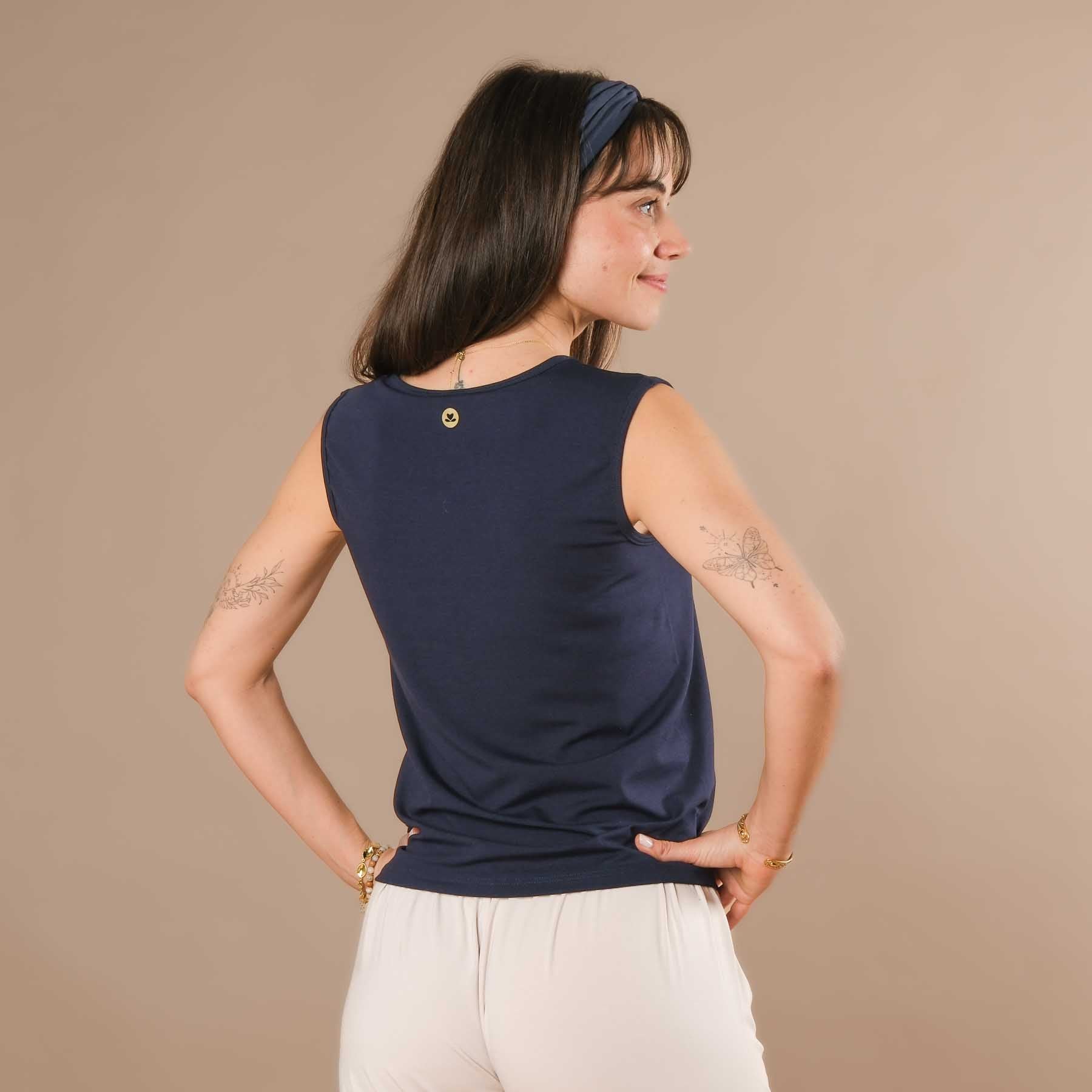 Canotta con scollo a V Classy Swiss made blu navy