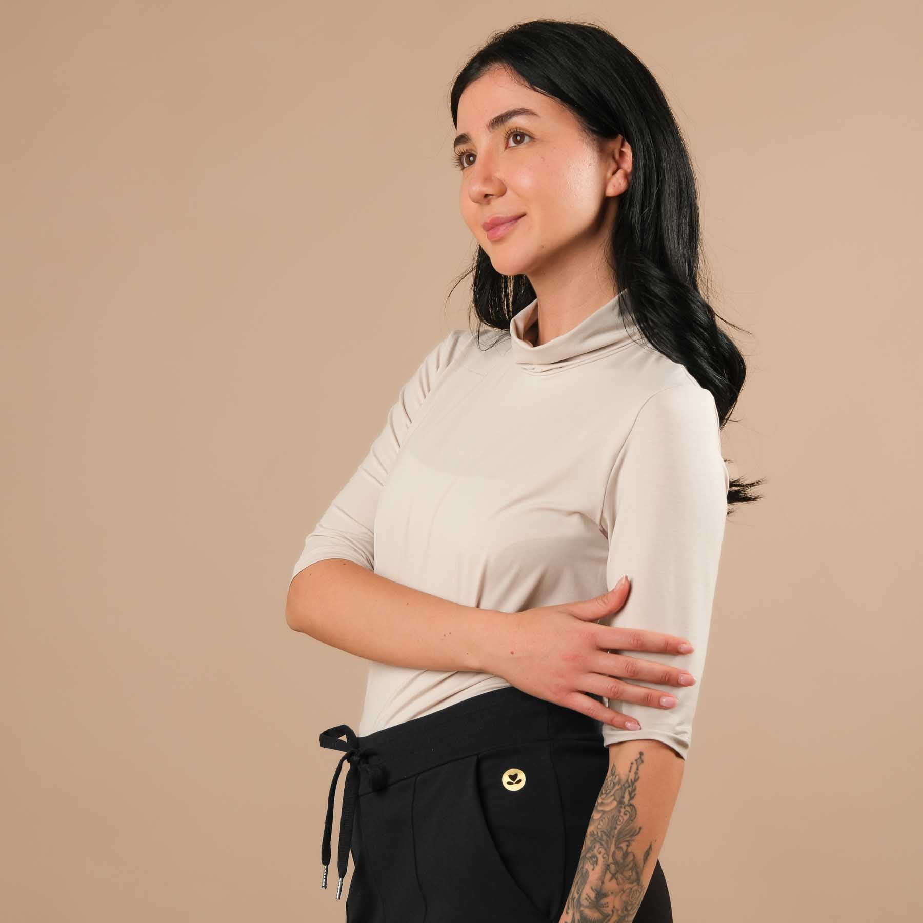 Yoga Turtleneck Kragen Shirt kurzarm sand