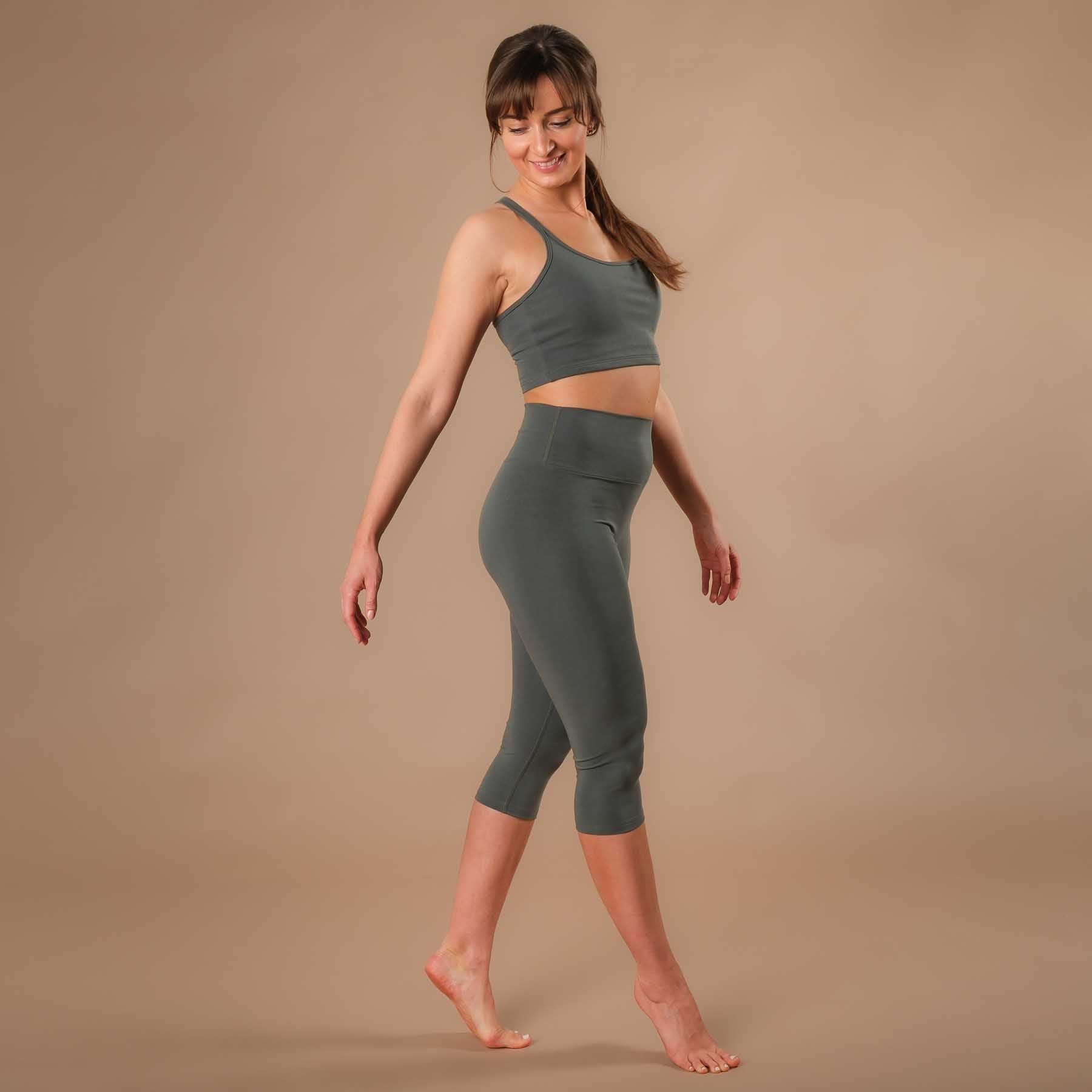 Crop Top Joy mit gekreuzten Trägern smaragd