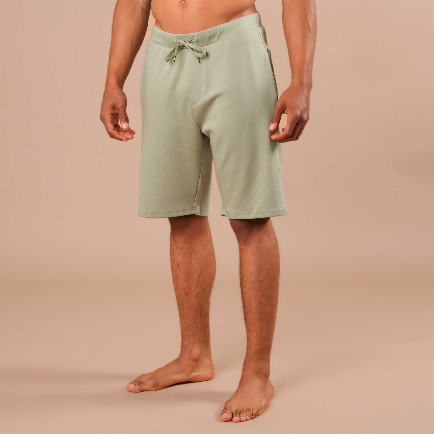 Herren Yoga Shorts jade-gruen