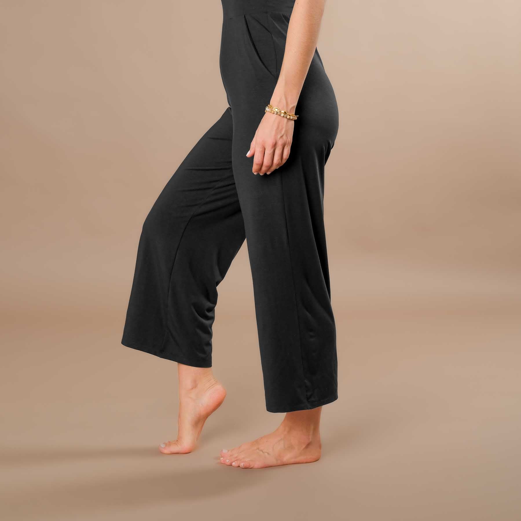 Yoga Jumpsuit Einteiler Swiss made schwarz