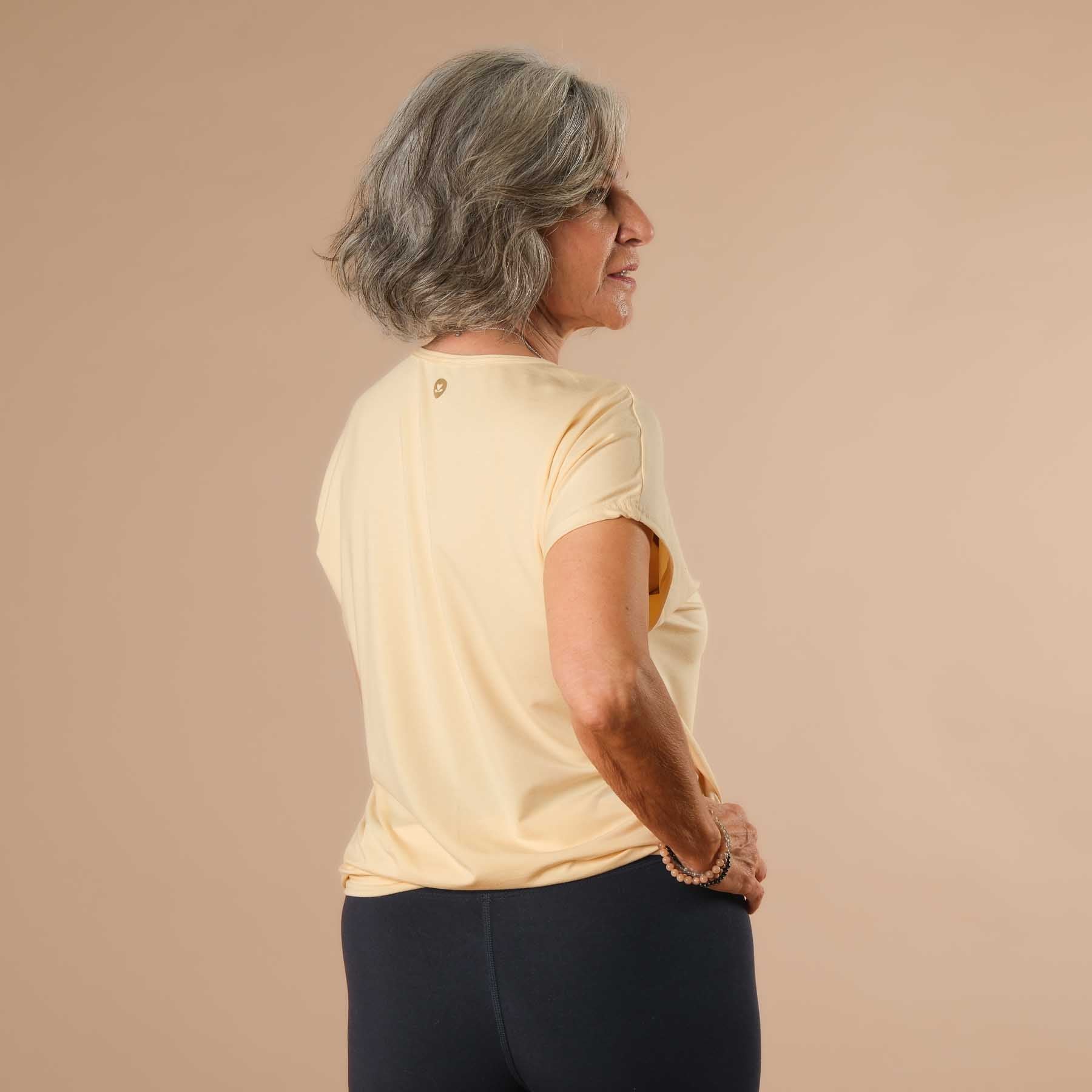 Yoga Shirt Comfy kurzarm nachhaltig in der Schweiz hergestellt butteryellow