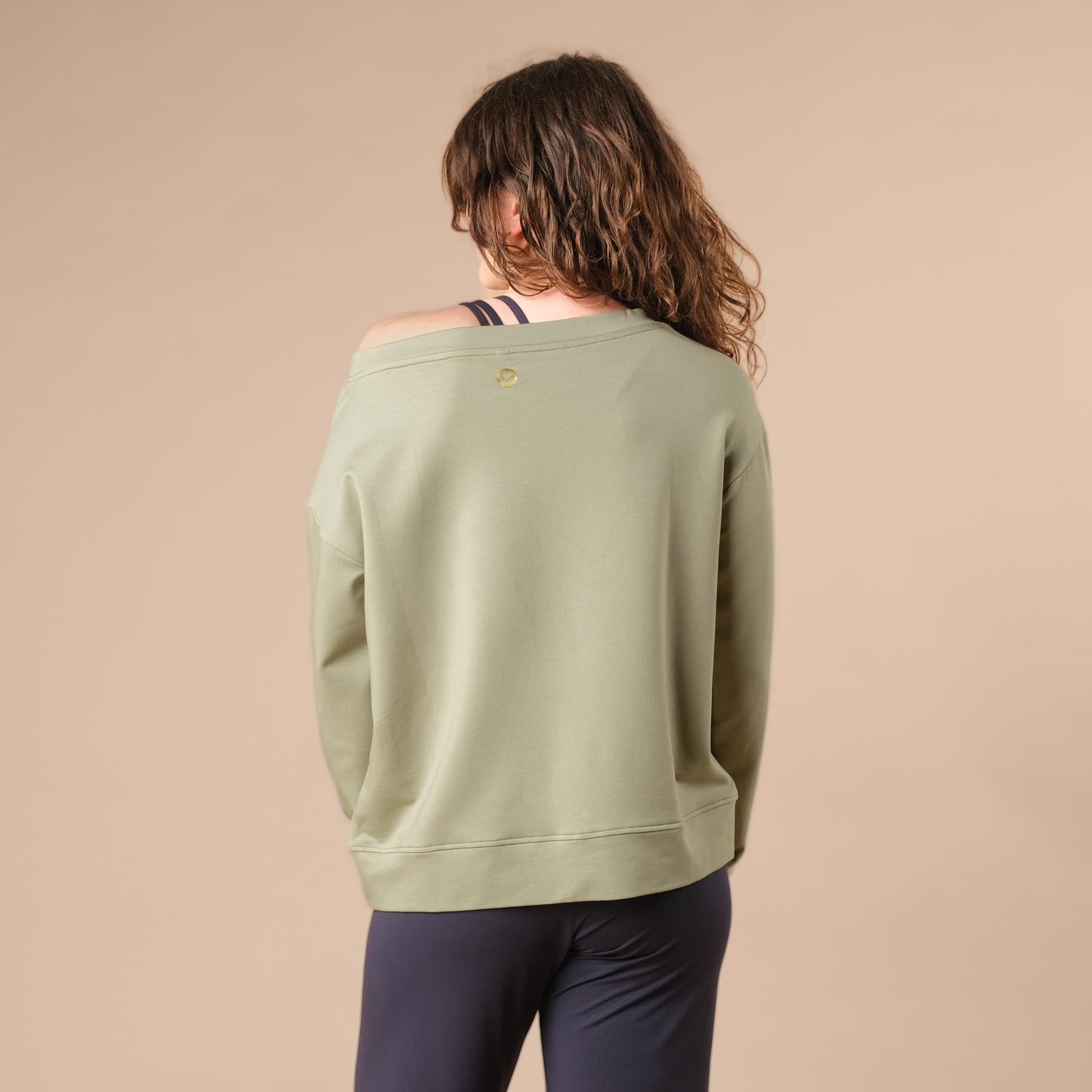 Pull à épaules dénudées, durable et confortable, vert jade