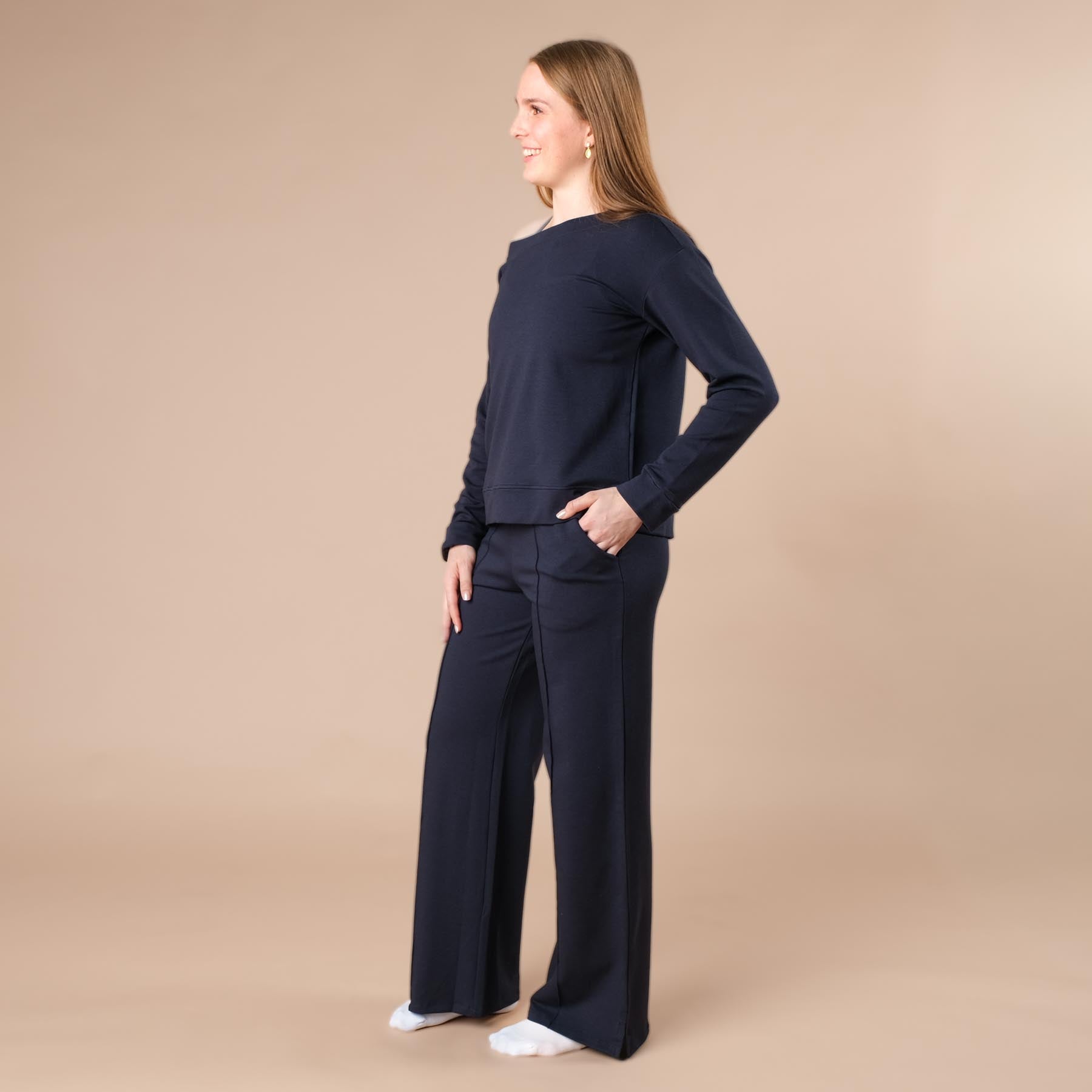 Pull à épaules dénudées, durable et confortable, bleu marine