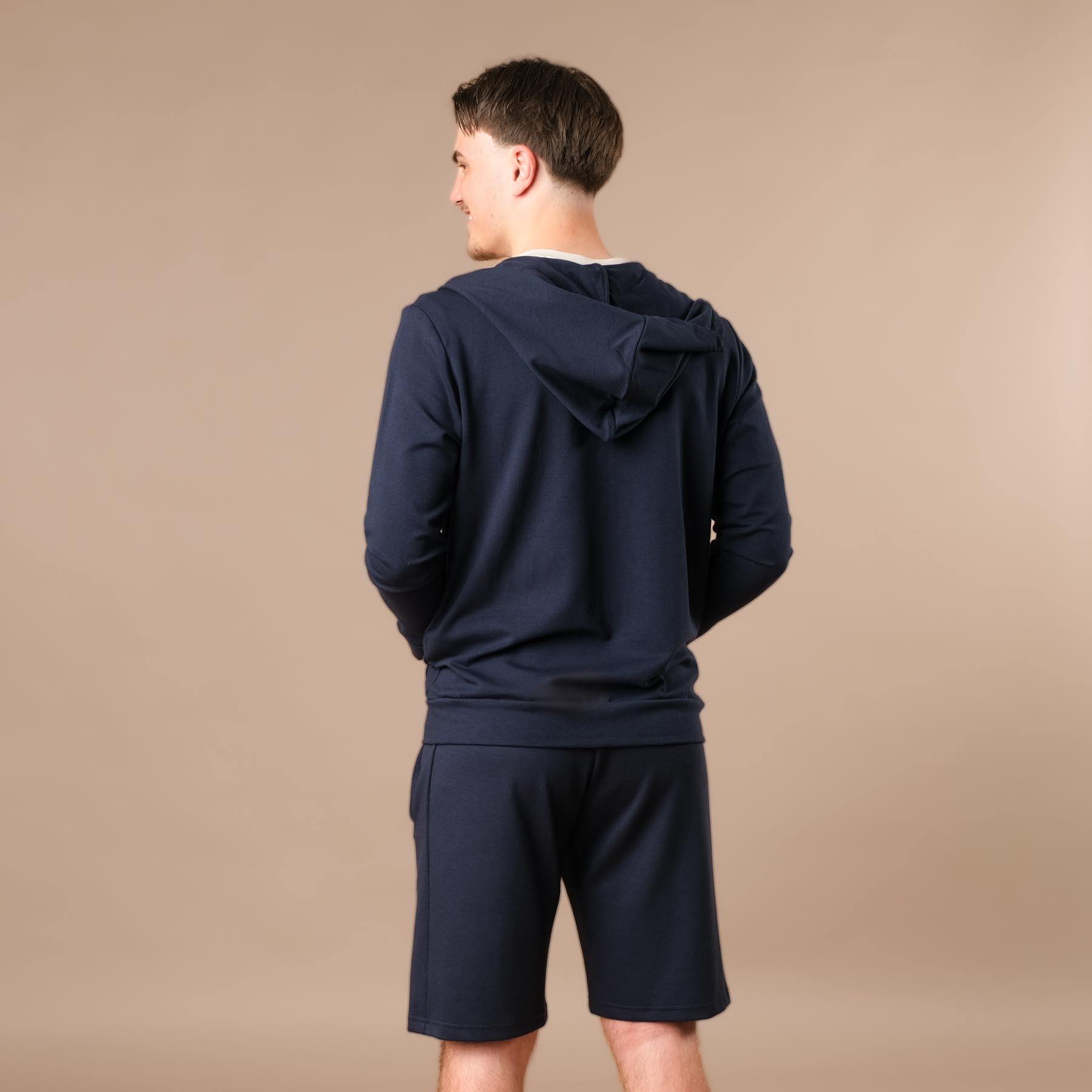 Felpa con cappuccio e zip unisex, realizzata in cotone e modal sostenibili, blu navy