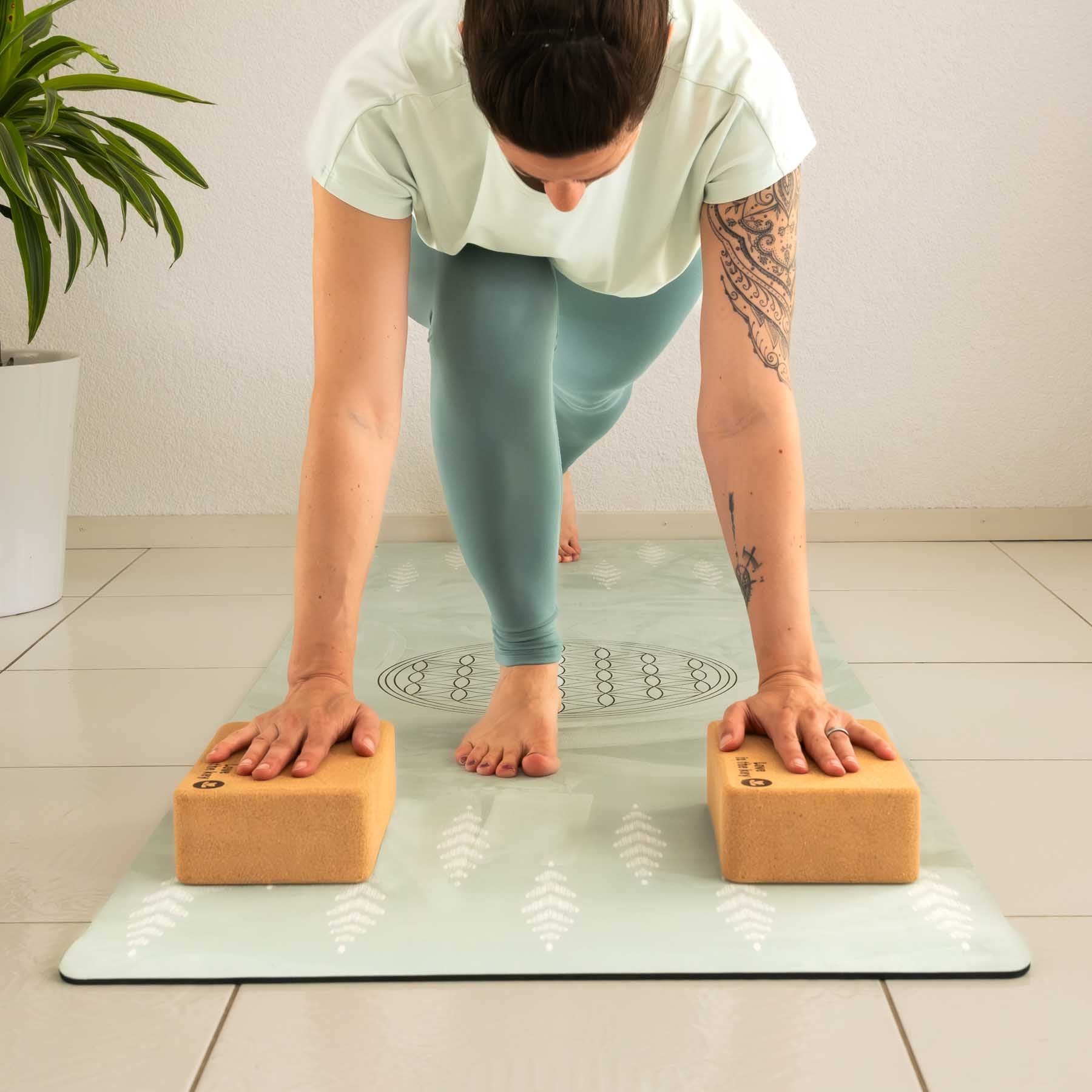 Yogablock aus nachhaltigem Kork LOVE IST THE KEY