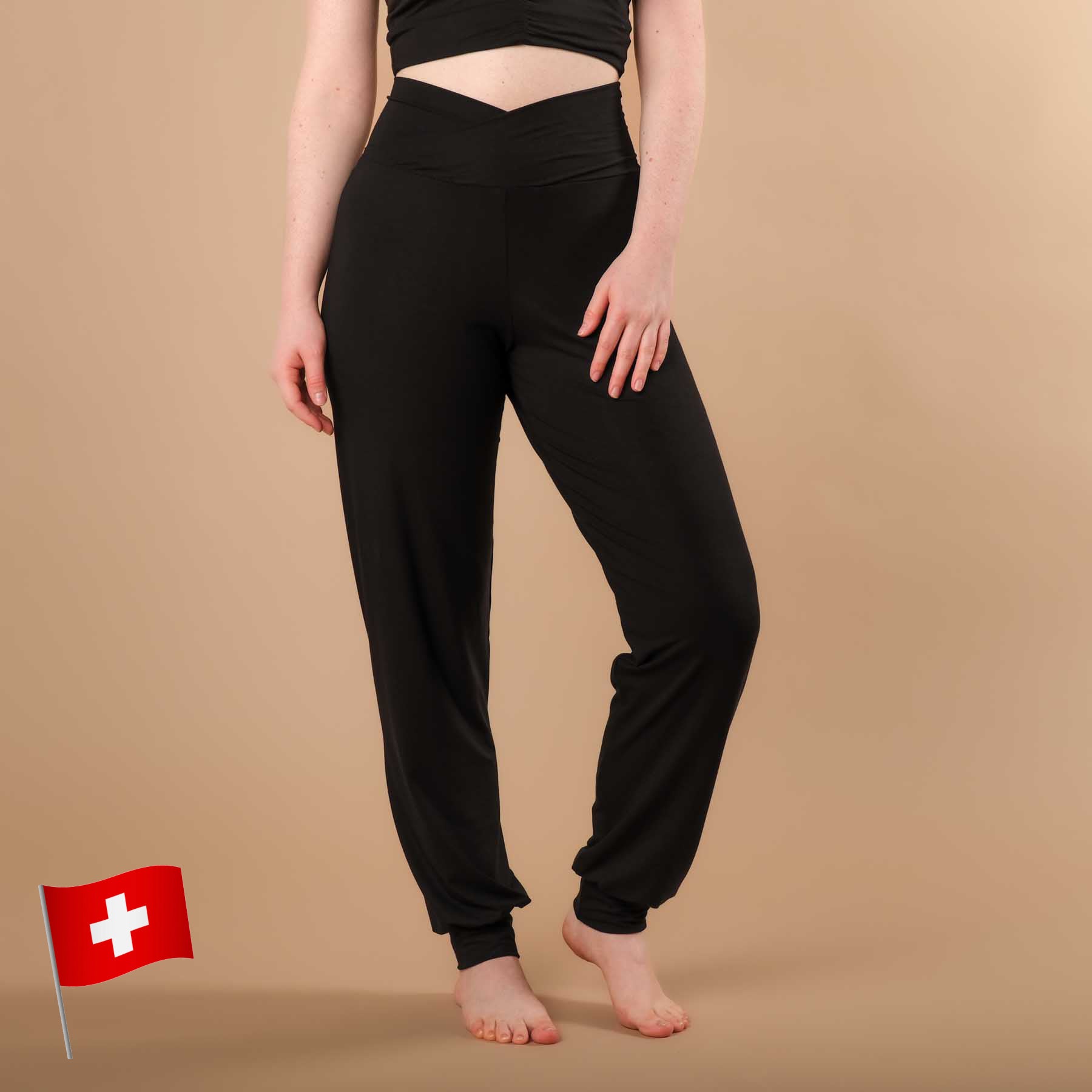 Yoga Hose Viki lockere Yogahose schwarz
