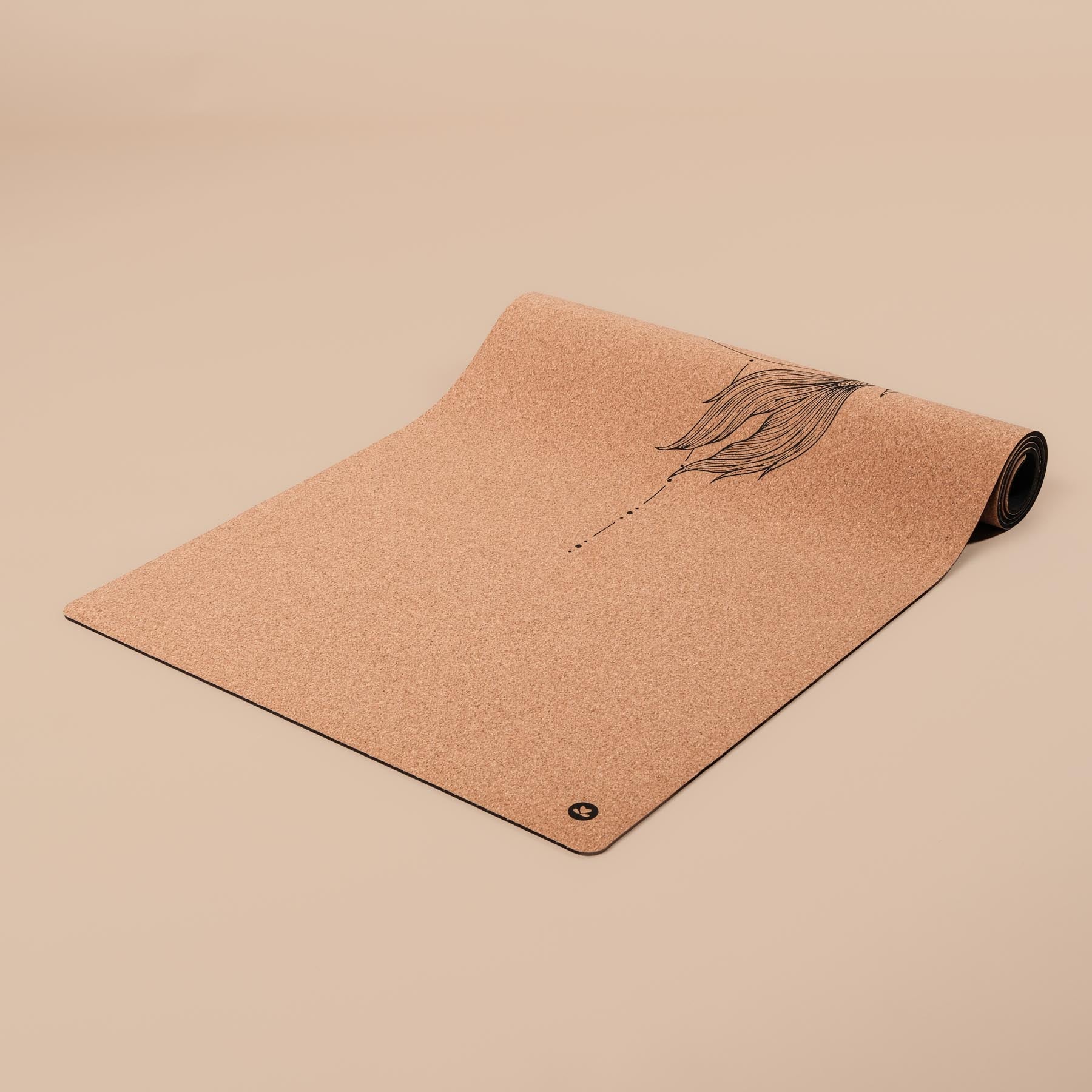 Kork Yogamatte mit Koi Ying Yang Design und Ausrichtungslinie
