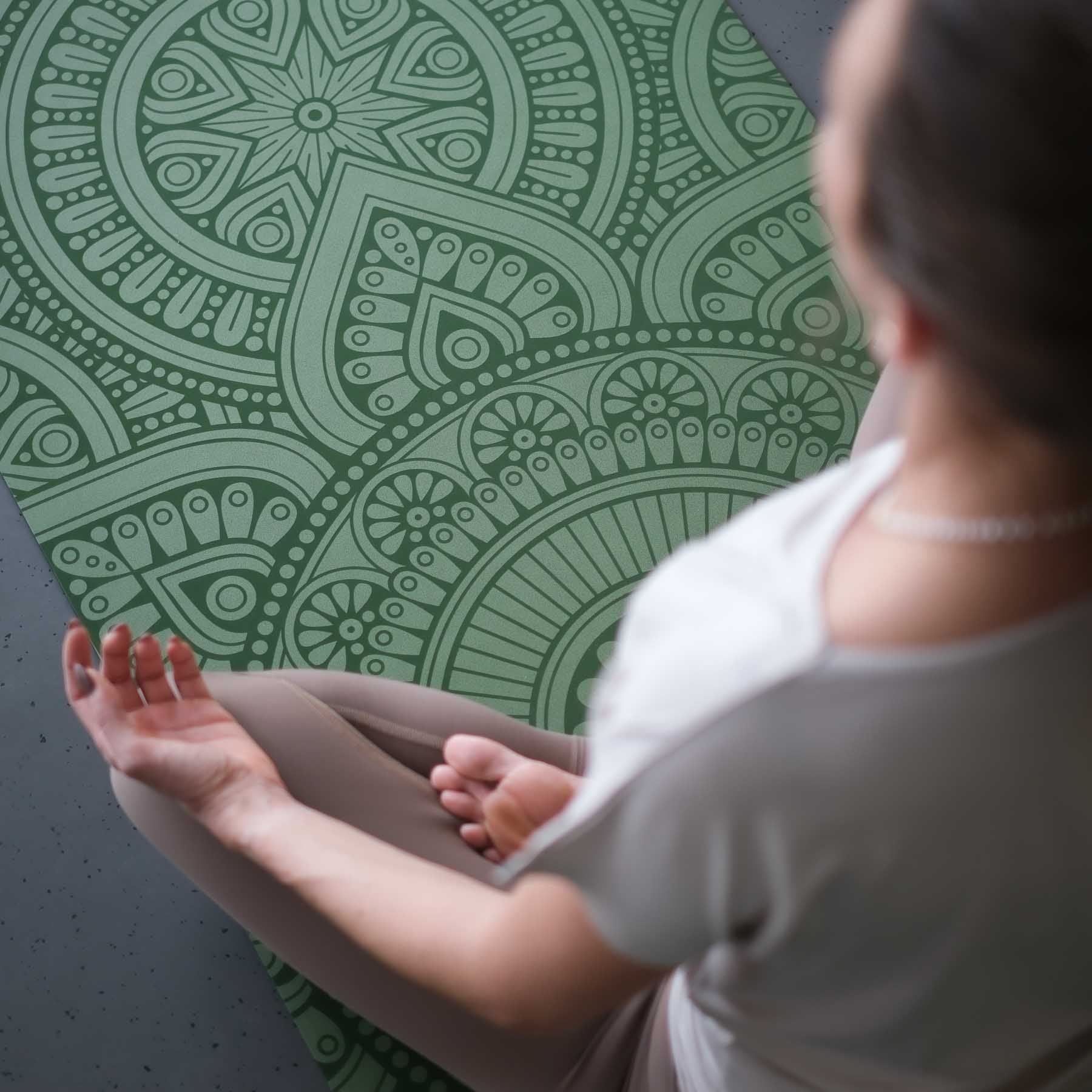 Yogamatte SuperGrip 2.0 Mandala sehr rutschfeste Yogamatte apple aus Naturkautschuk mit guter Halt