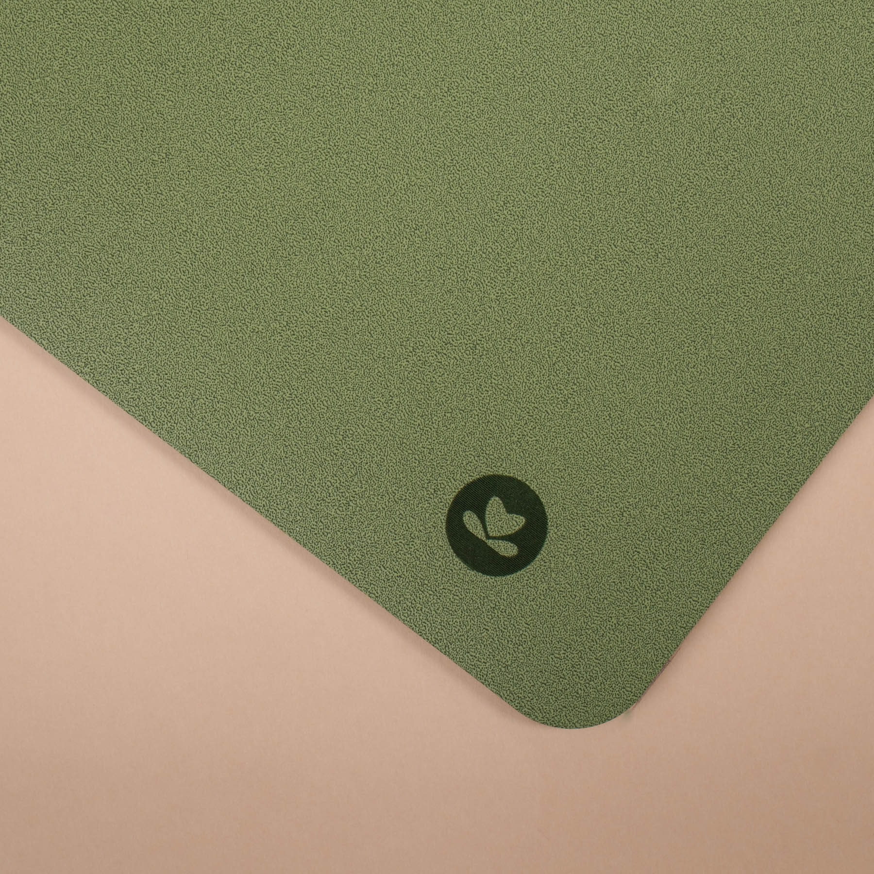 Yogammatte SuperGrip sehr rutschfest aus nachhaltigem Naturkautschuck in der Farbe apple