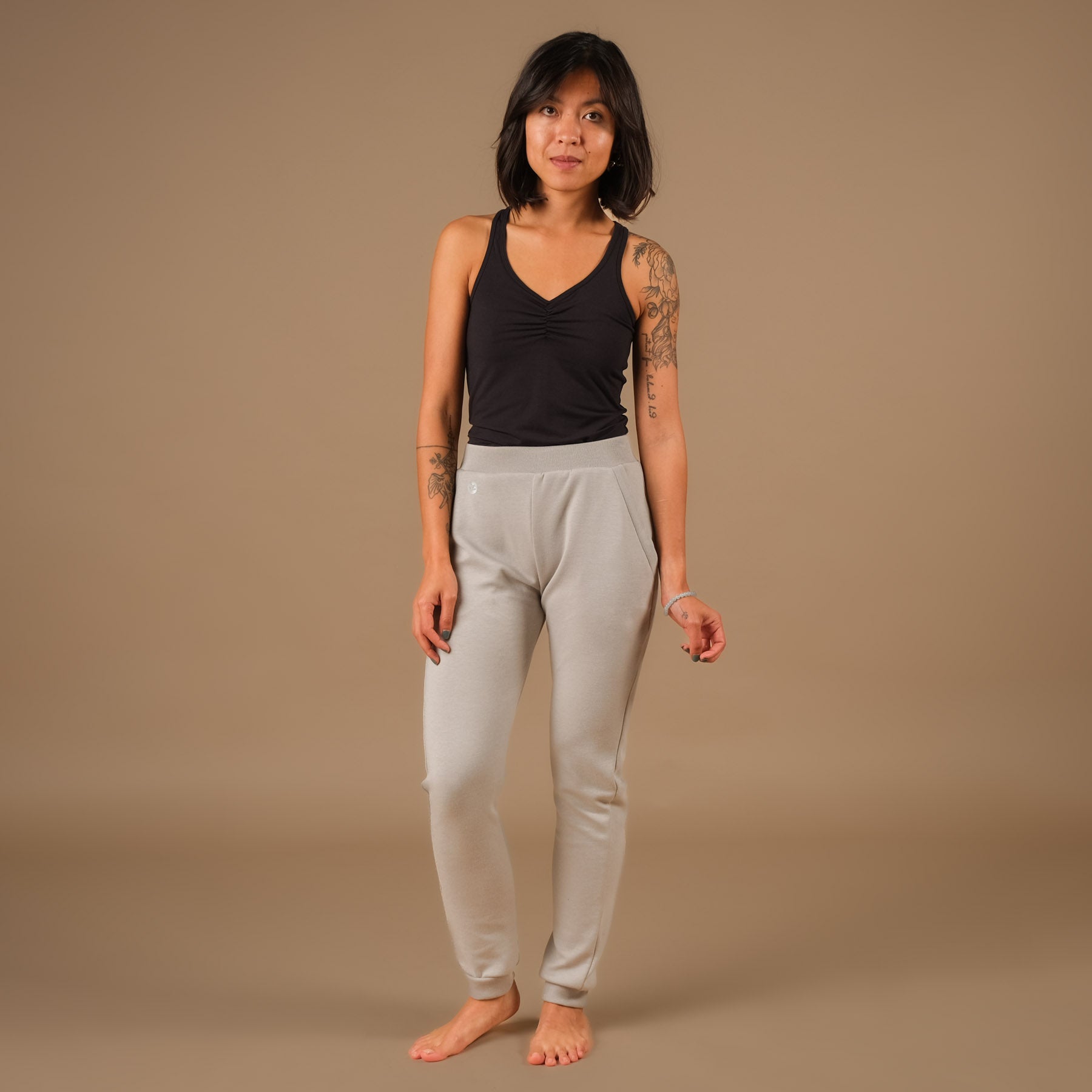 Nachhaltiges Yoga Tank Top Comfy gerafft schwarz made in Switzerland schwarz