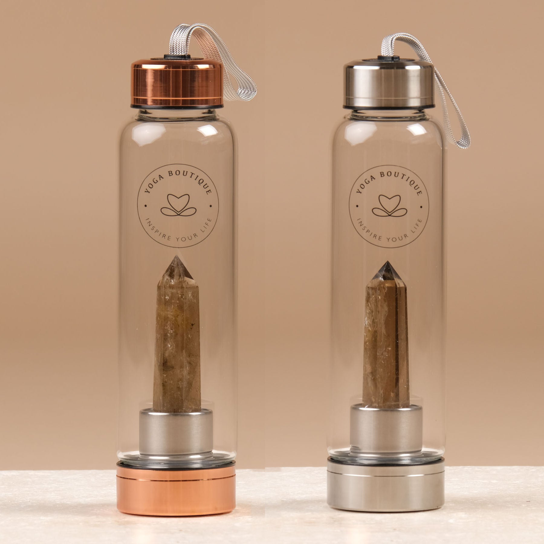 Edelstein Wasserflasche mit Rauchquarz Spitze