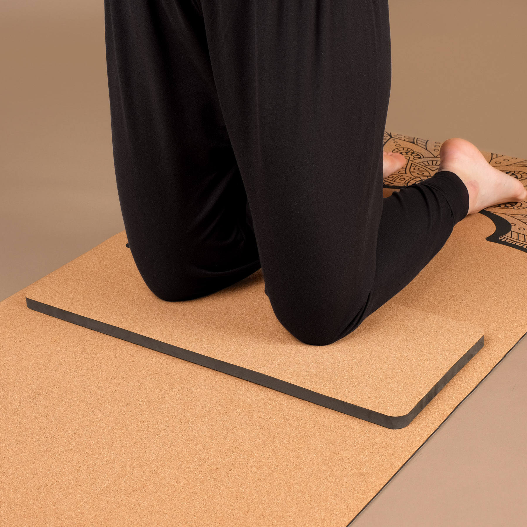 Kniematte - Knie Unterlage aus Kork und TPE