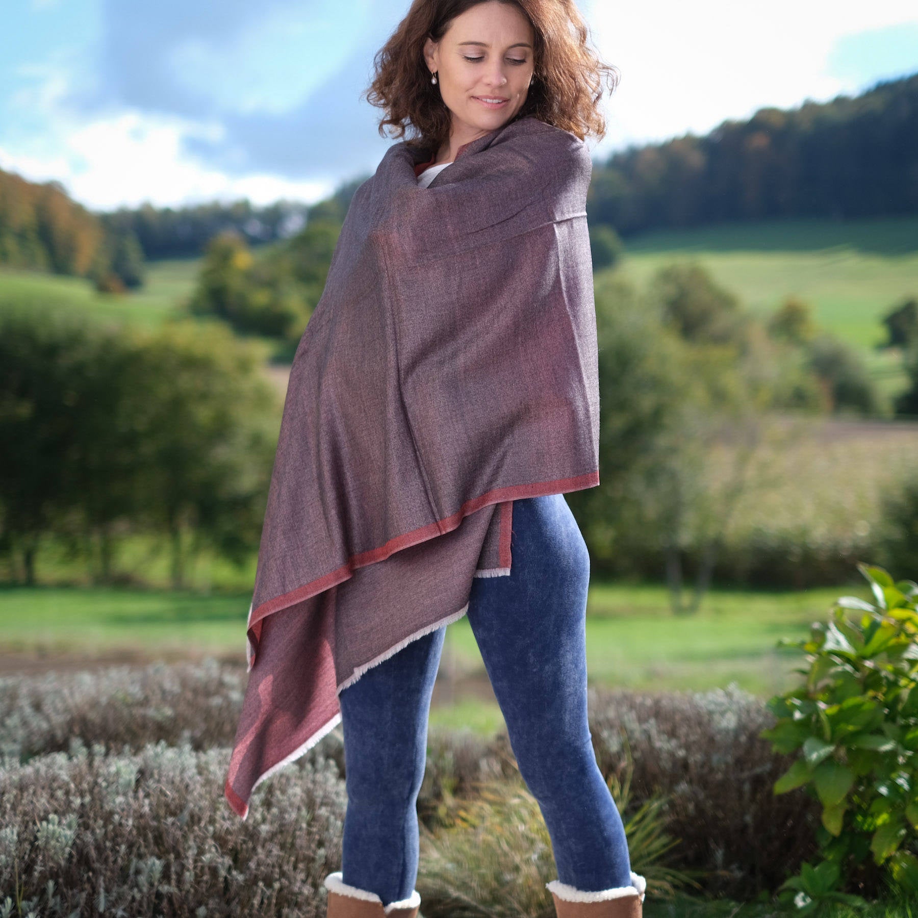 Meditationstuch Schal Feinwolle Lava double