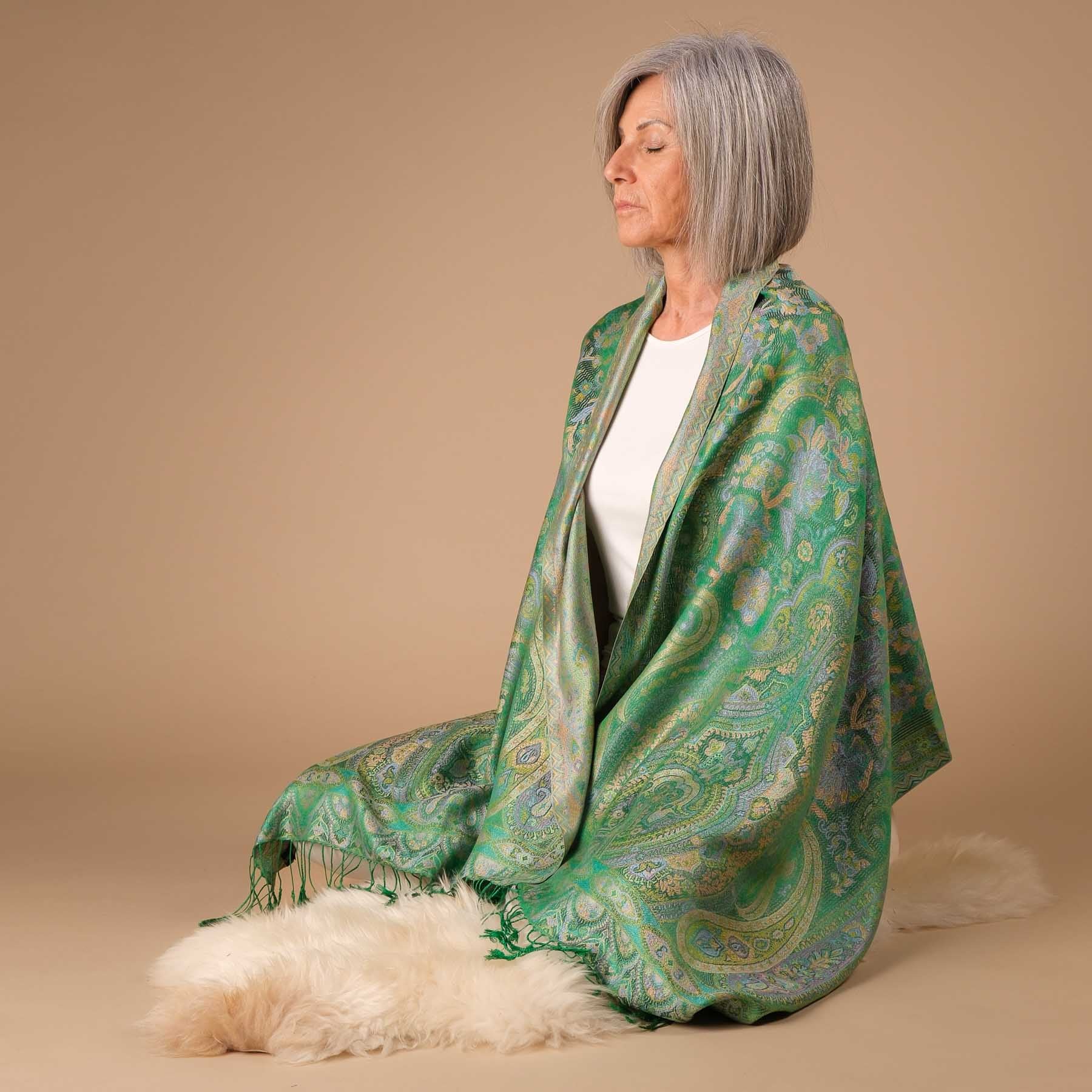 Meditationstuch Schal Seide Amazonas