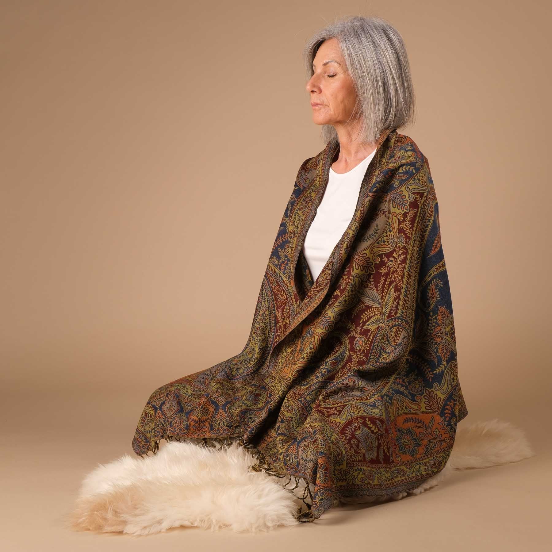 Meditationstuch Schal Wolle Durga