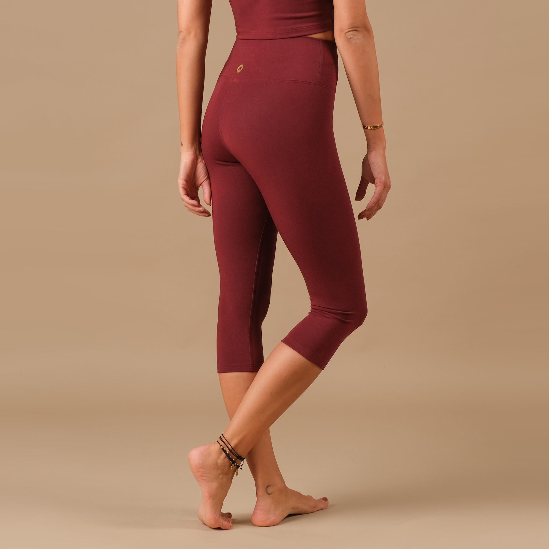 Yoga Capri Leggings Comfy bordeaux nachhaltig in der Schweiz hergestellt
