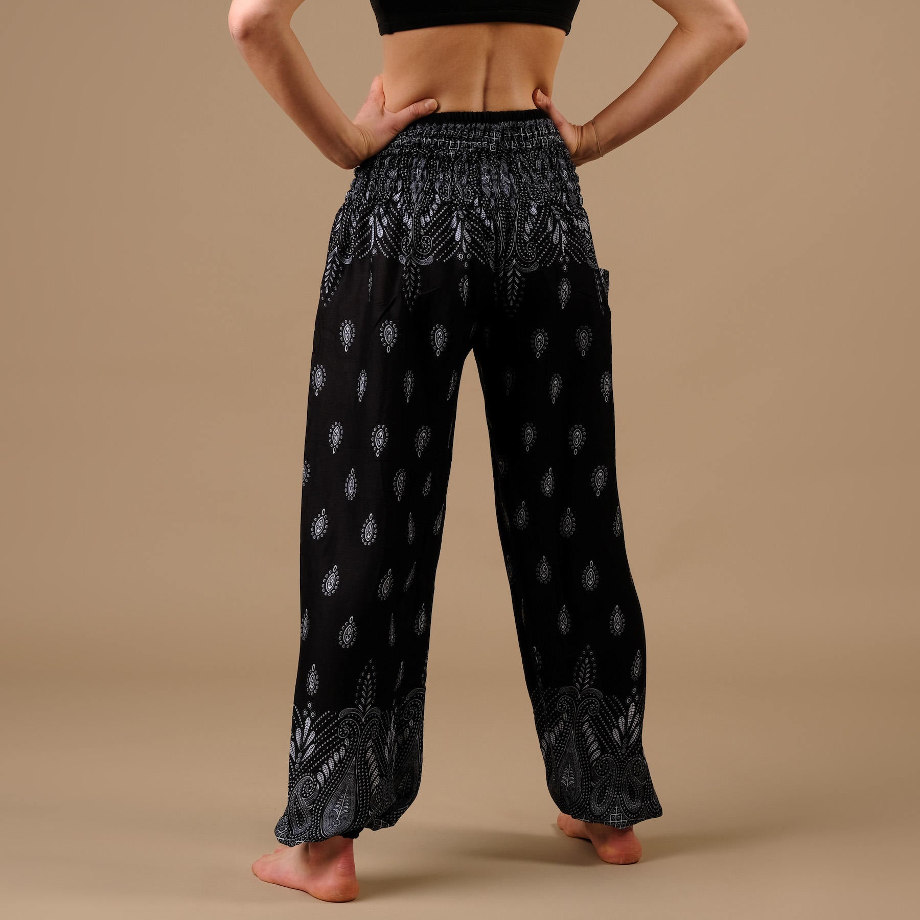Yoga Haremshose Bliss schwarz