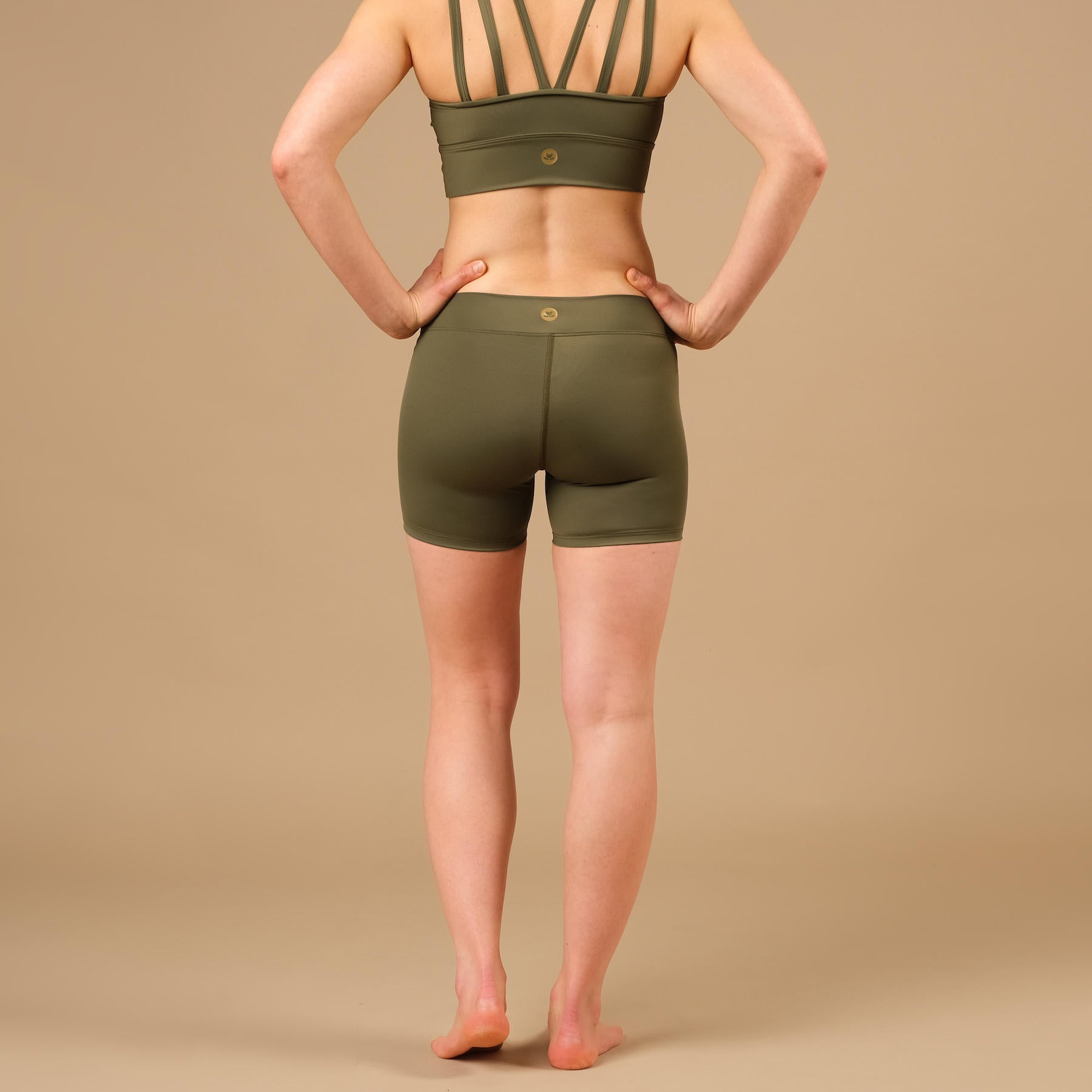 Yoga Shorts Eco Mare Econyl olive