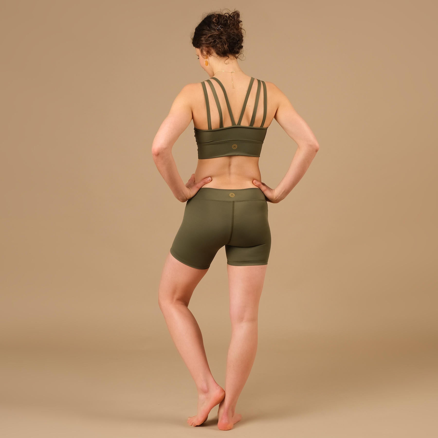 Yoga Shorts Eco Mare Econyl olive