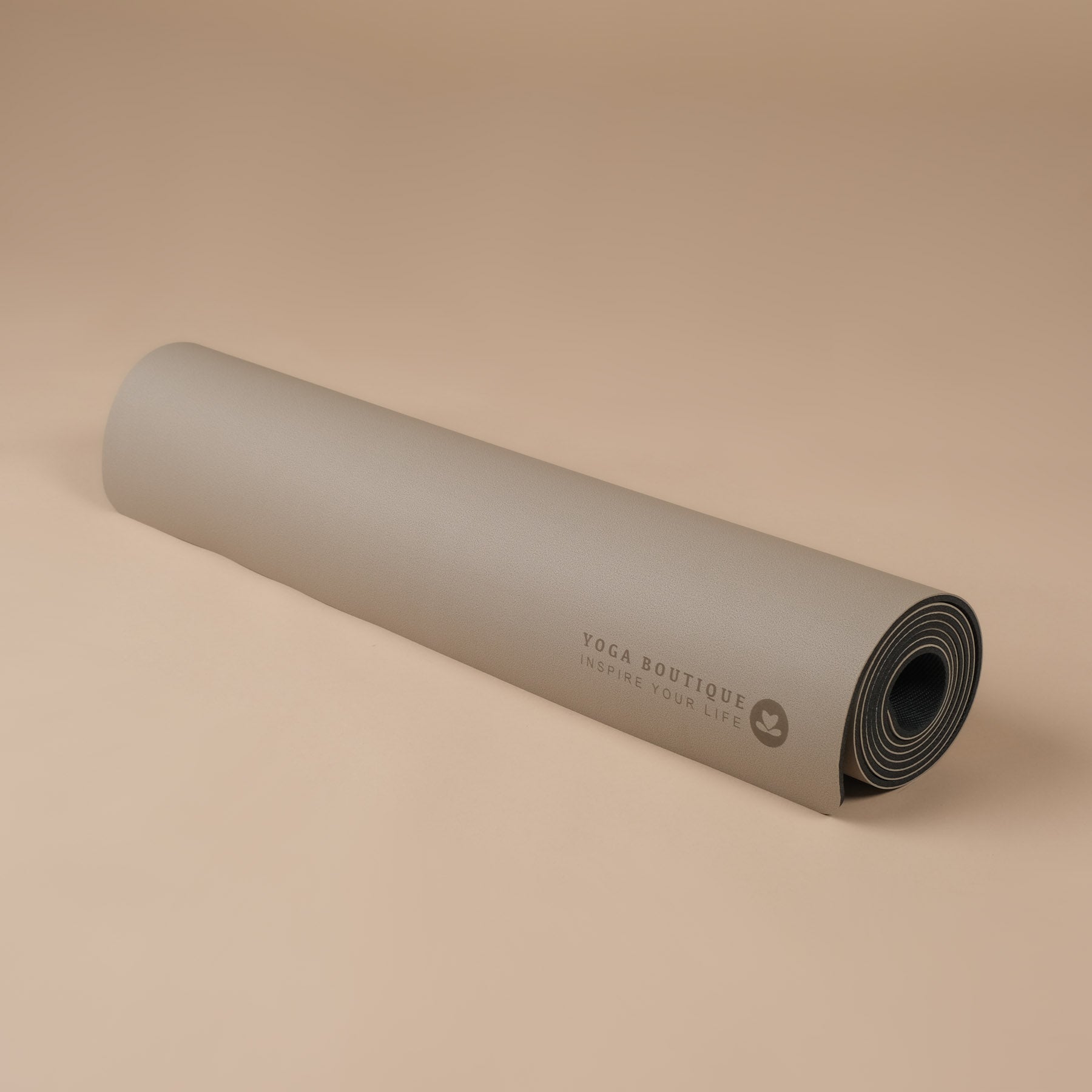 Yogamatte SuperGrip 2.0 Moon mit Hilfslinien zum korrekten Ausrichten sand