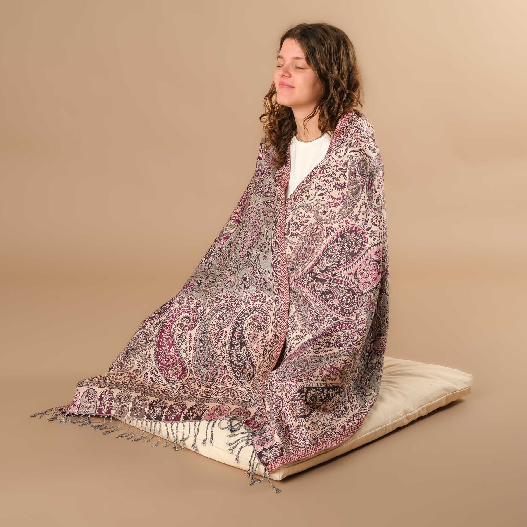 Meditationstuch Schal Viskose Heart