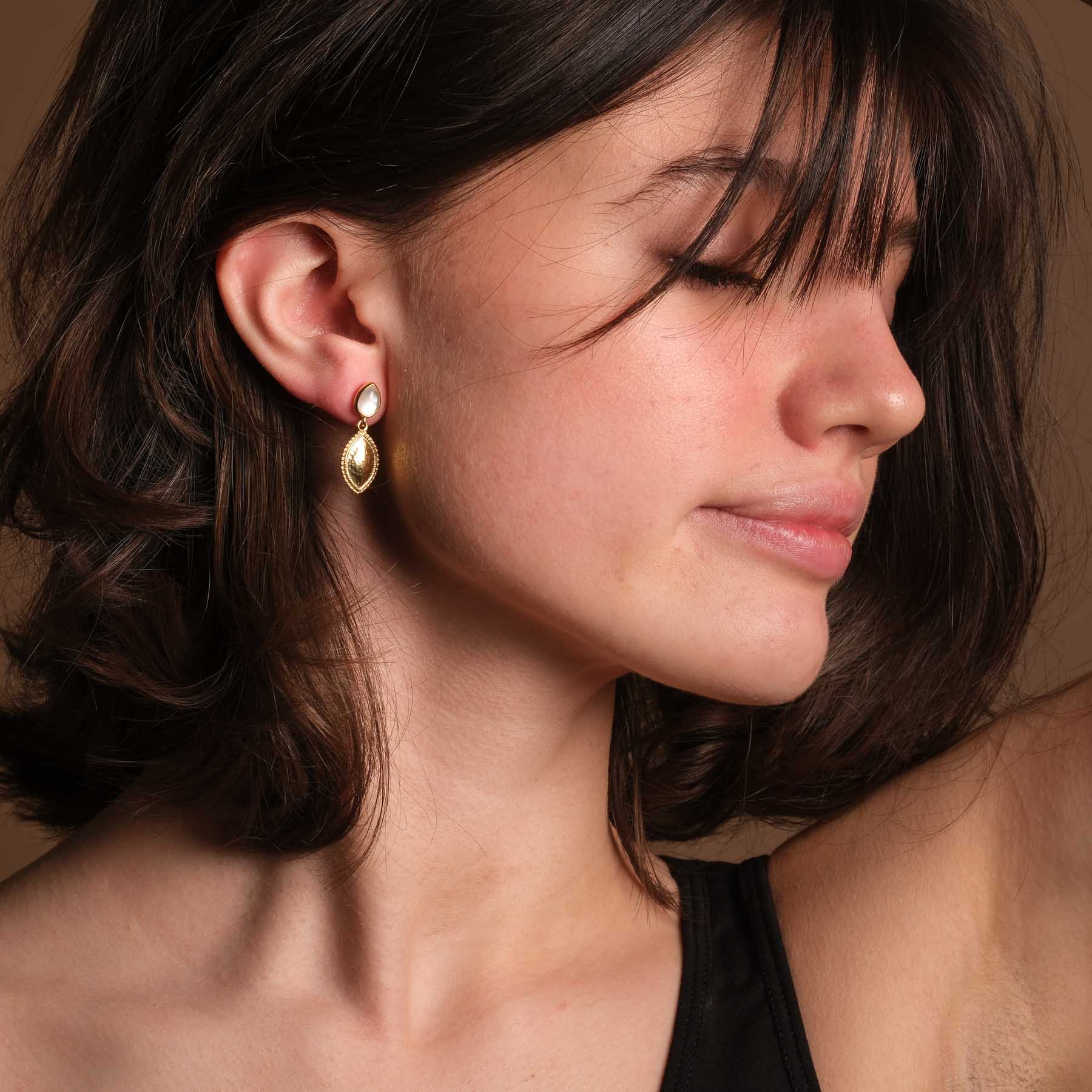 Orecchini Jaipur con cristallo di rocca oro