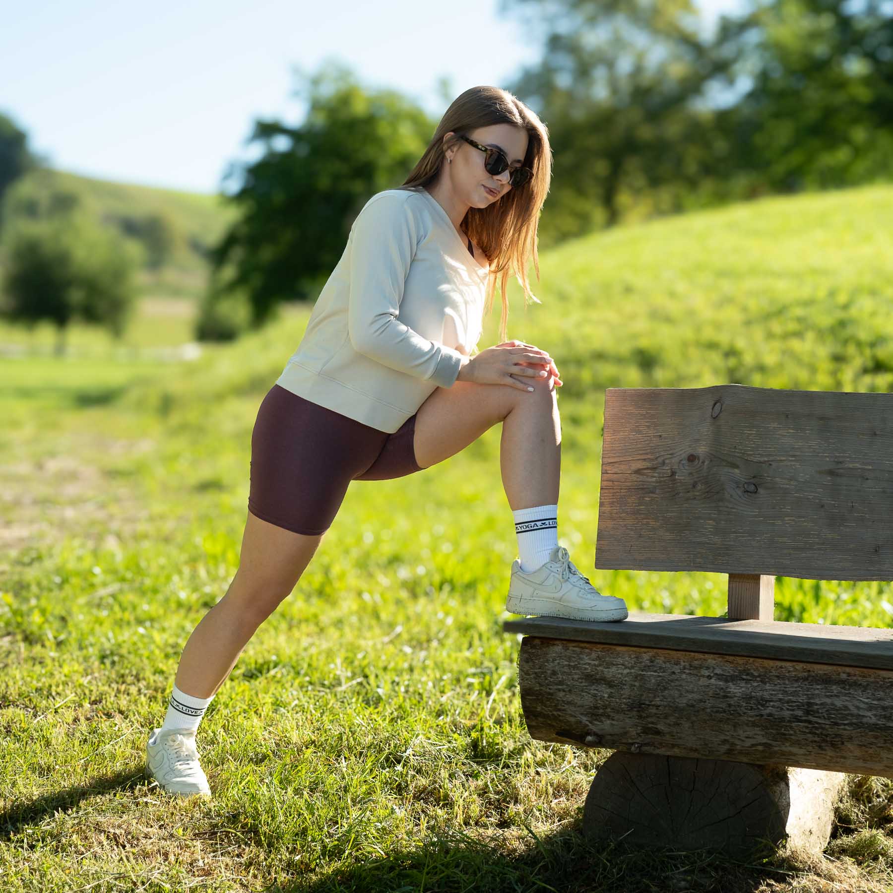 Radlerhose Yoga Shorts Comfy Swiss made aubergine
