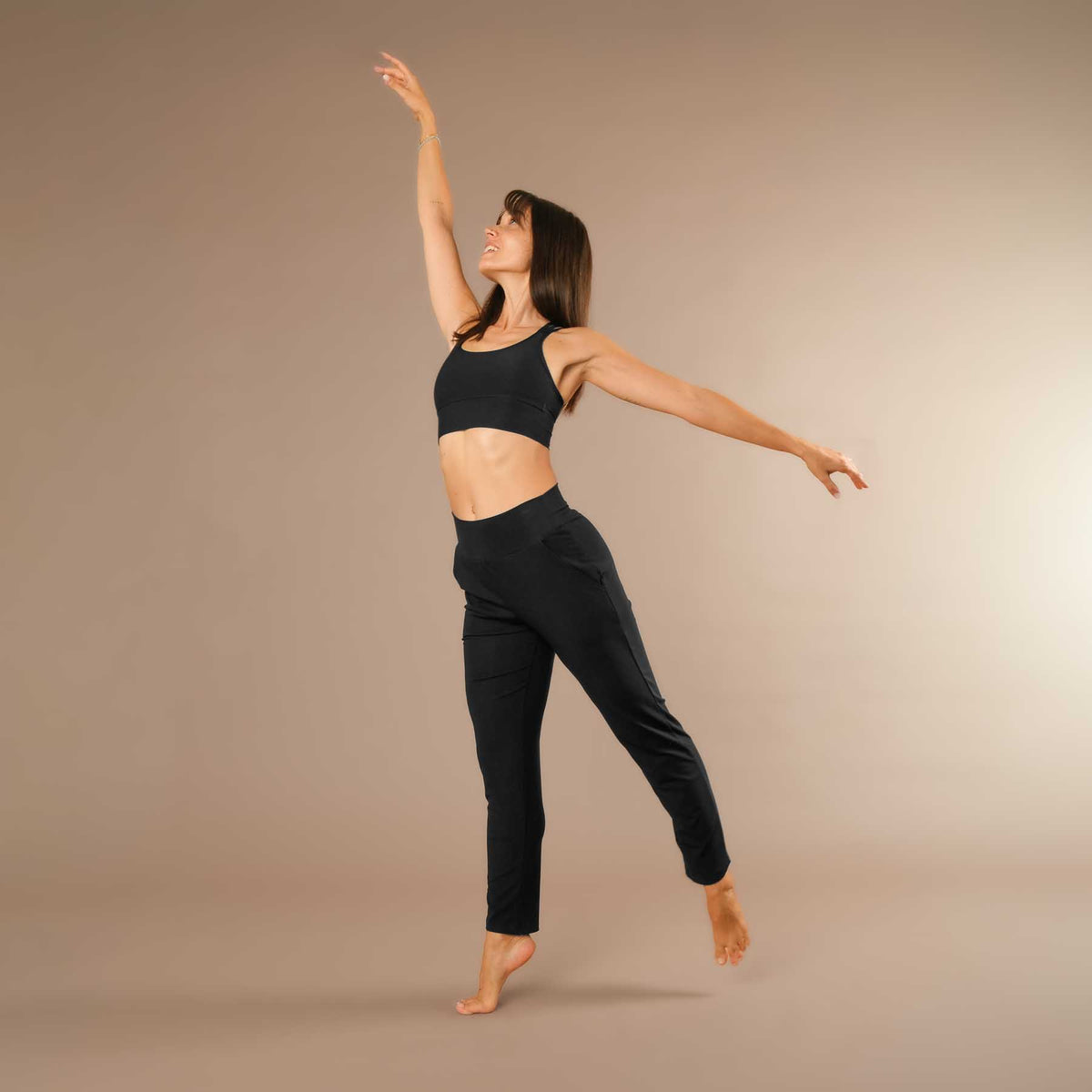 Damen Hose Comfy Elegance Yoga und Reisehose Swiss made schwarz