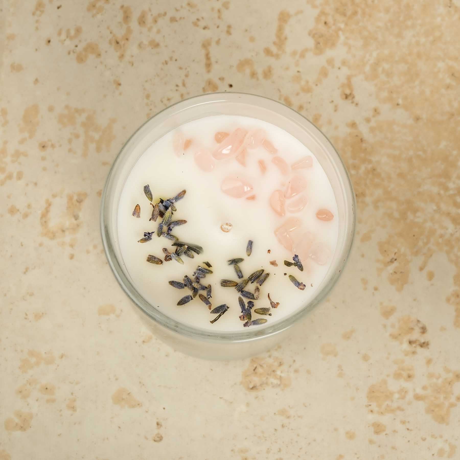Duftkerze Vanille & Lavendel mit Edelsteinen weiss