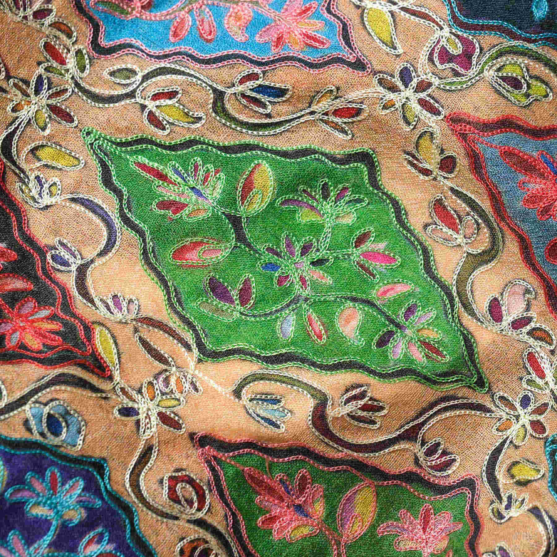 Indischer Kalamkari Schal Happiness aus Feinwolle und Seide