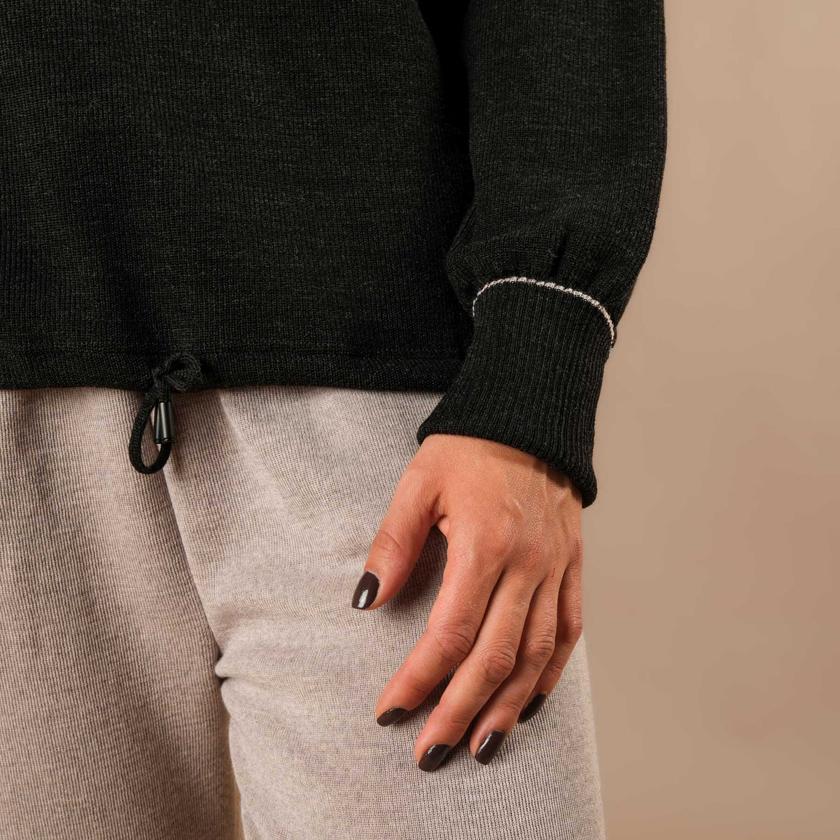 Merino Rollkragen Pullover nachhaltig und Swiss made anthrazit