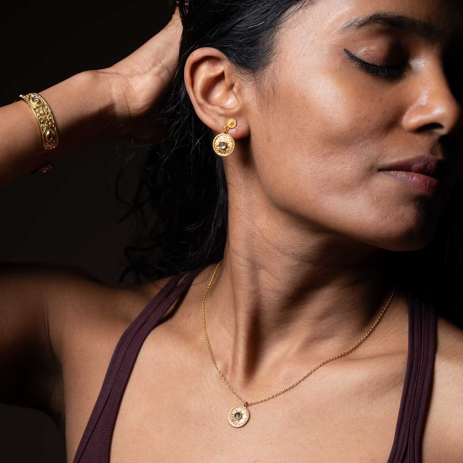 Orecchini Mandala Love con labradorite oro