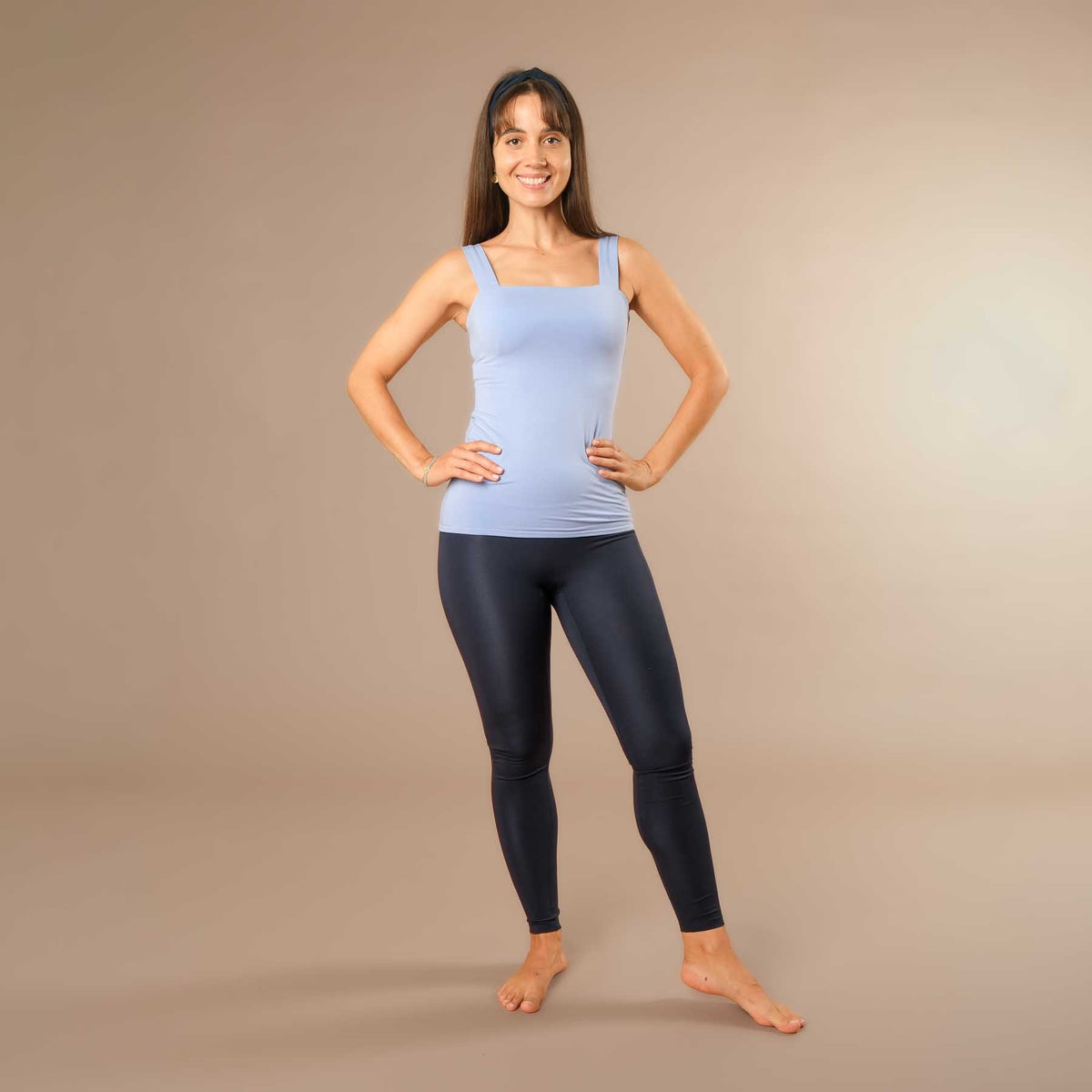 Yoga Tank Top Square Neck Swiss made aus Tencel Modal Naturfaser himmelblau